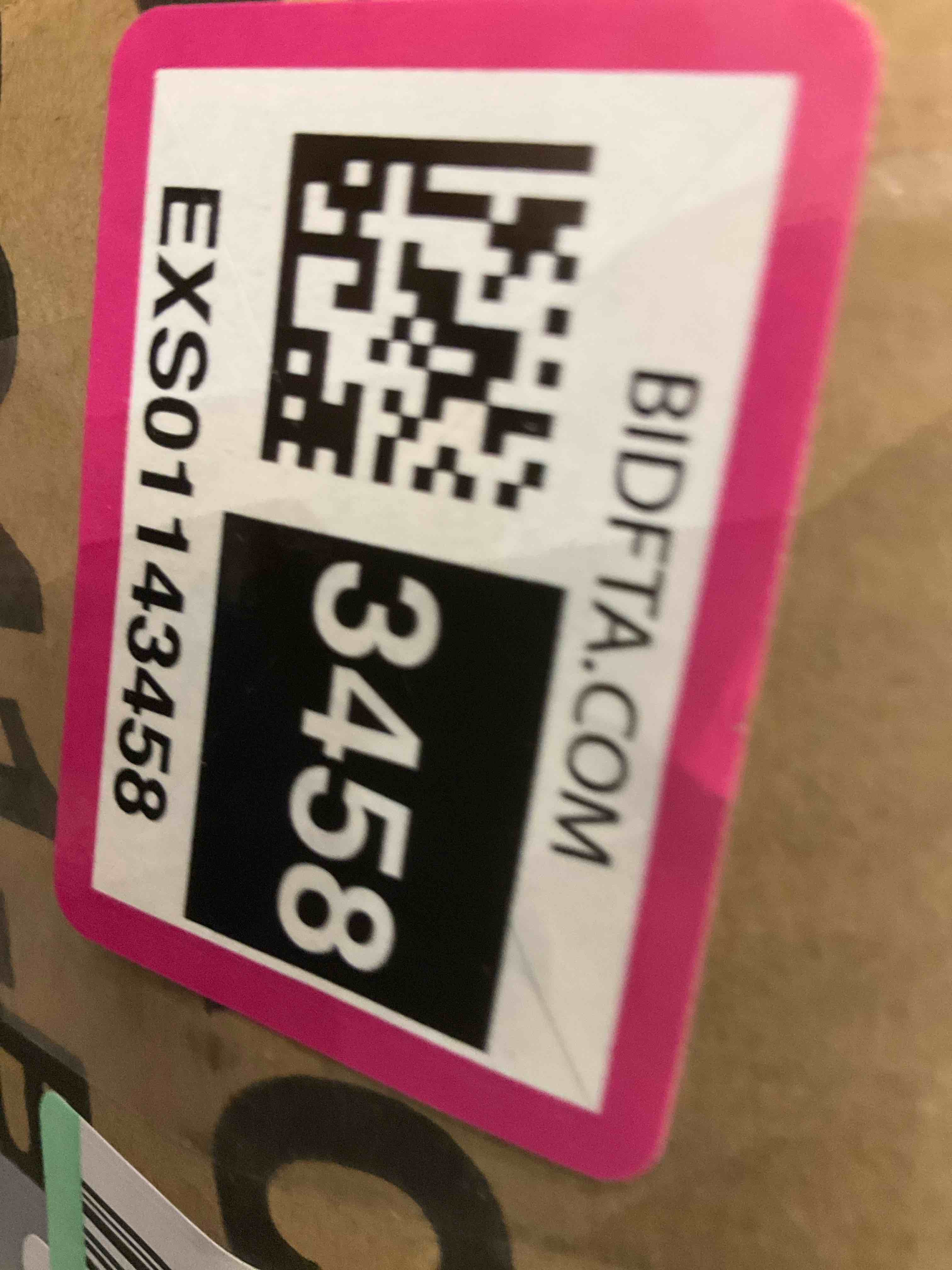 https://s3.amazonaws.com/lotting-images-prod/BargainHunt/EXS01143458_1708544880968.jpeg