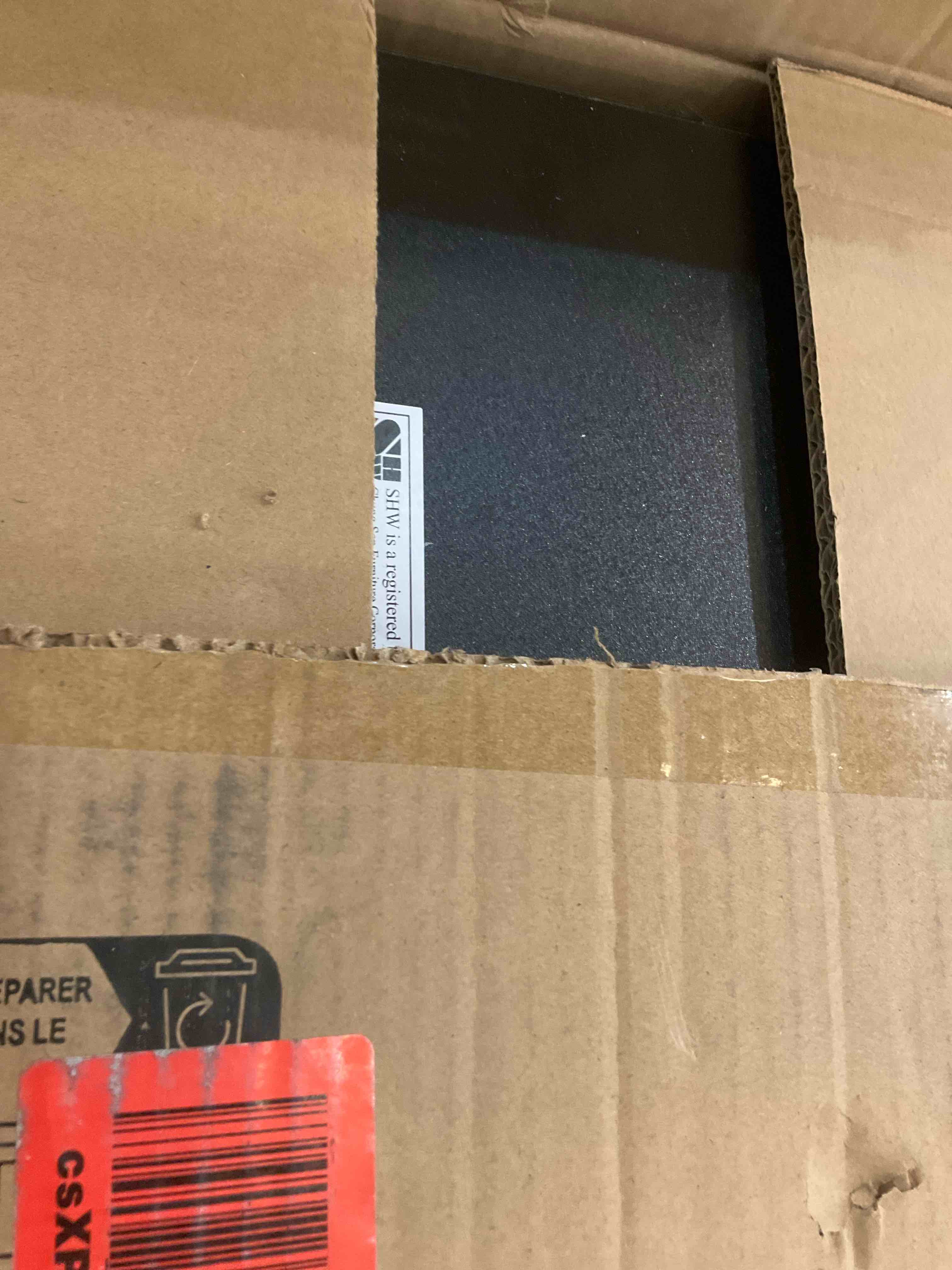 https://s3.amazonaws.com/lotting-images-prod/BargainHunt/EXS01143459_1708545459022.jpeg