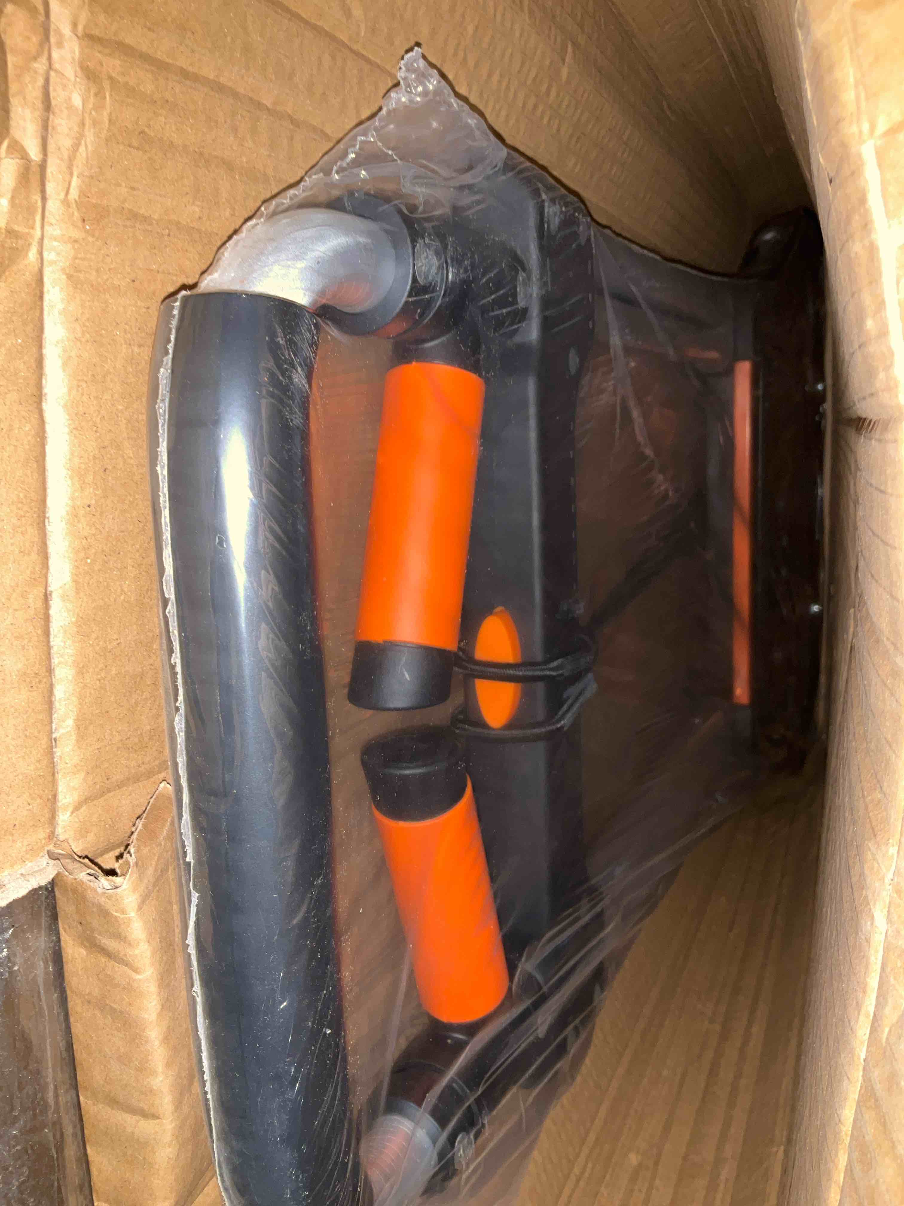 https://s3.amazonaws.com/lotting-images-prod/BargainHunt/EXS01143868_1721217273124.jpeg