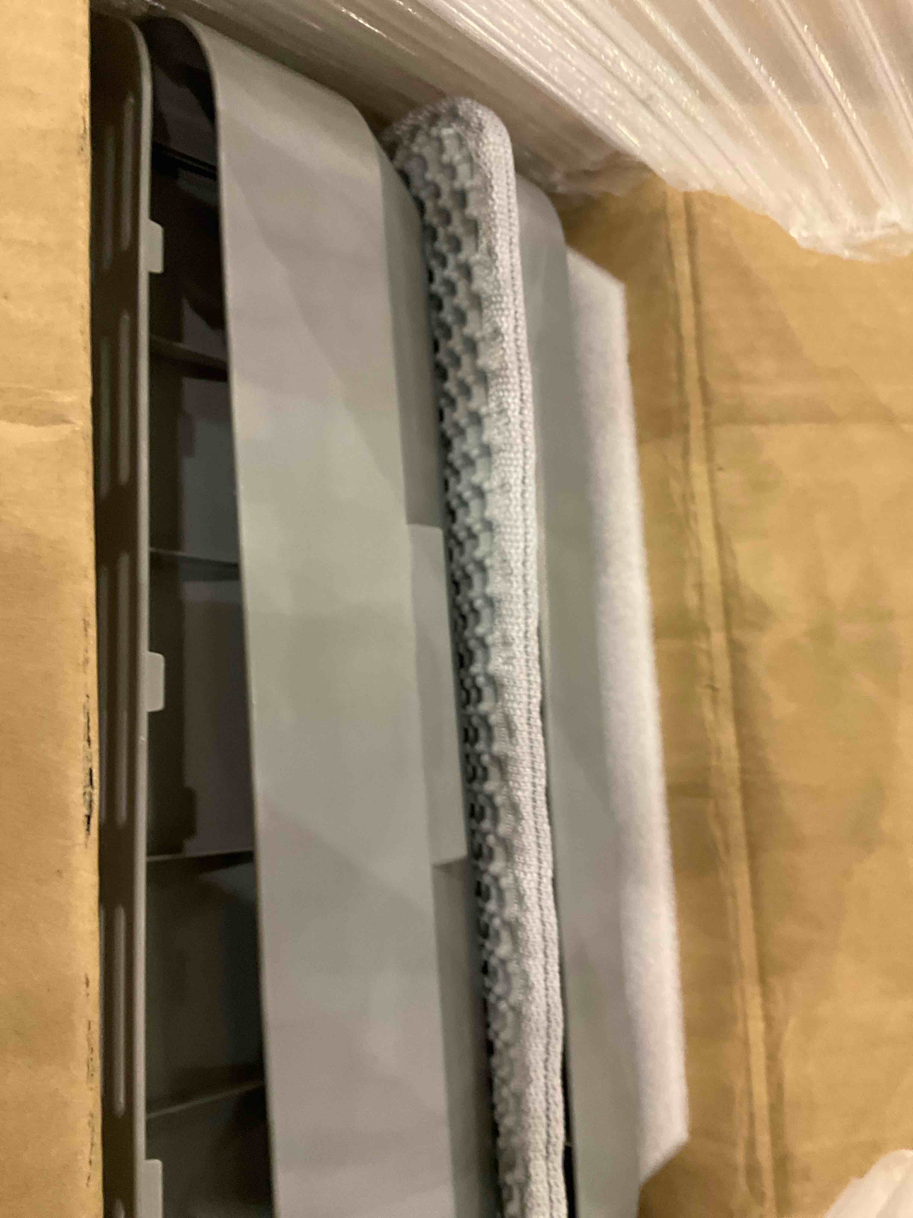 https://s3.amazonaws.com/lotting-images-prod/BargainHunt/EXS01143896_1721309314627.jpeg