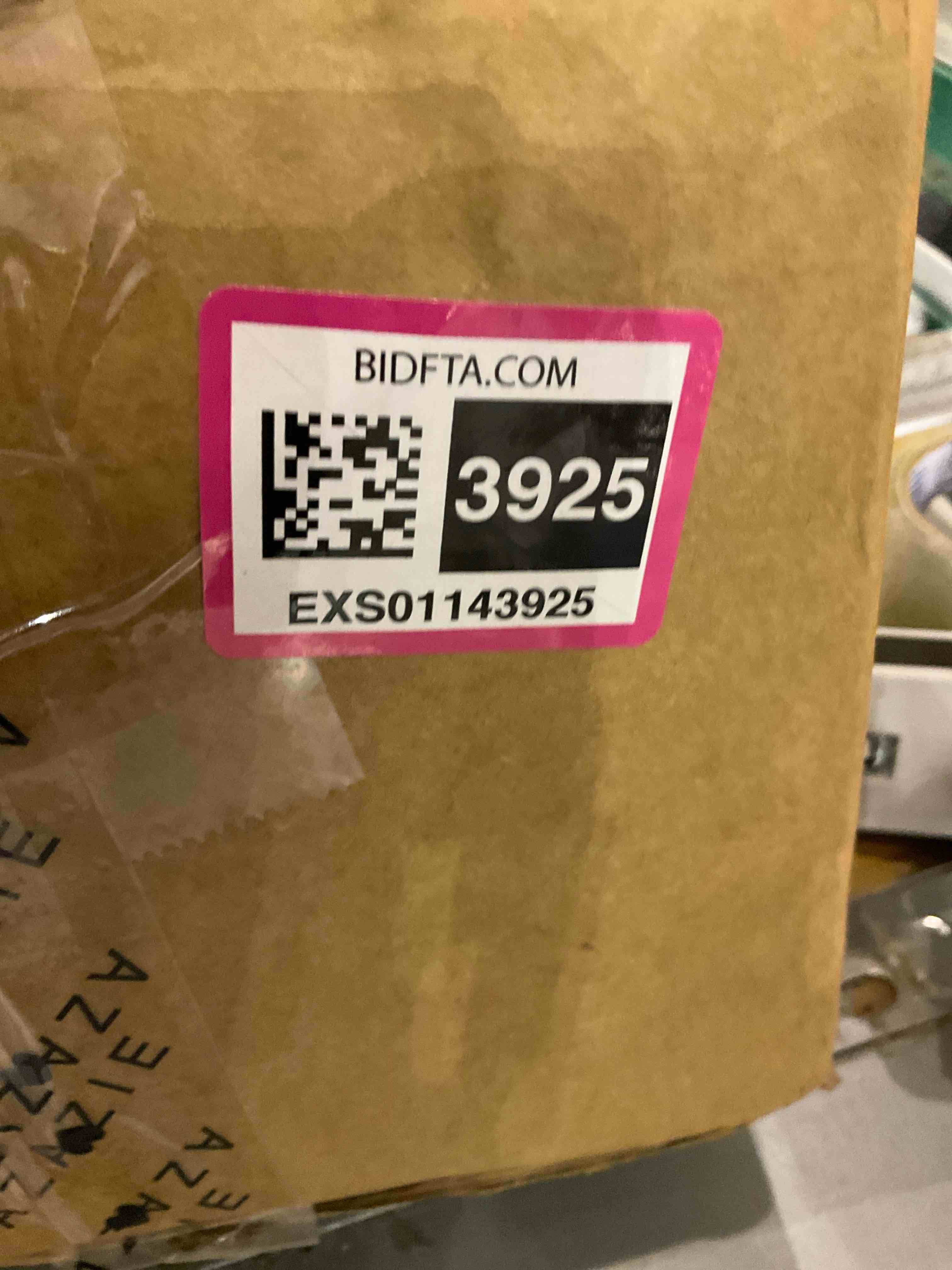 https://s3.amazonaws.com/lotting-images-prod/BargainHunt/EXS01143925_1721314435493.jpeg