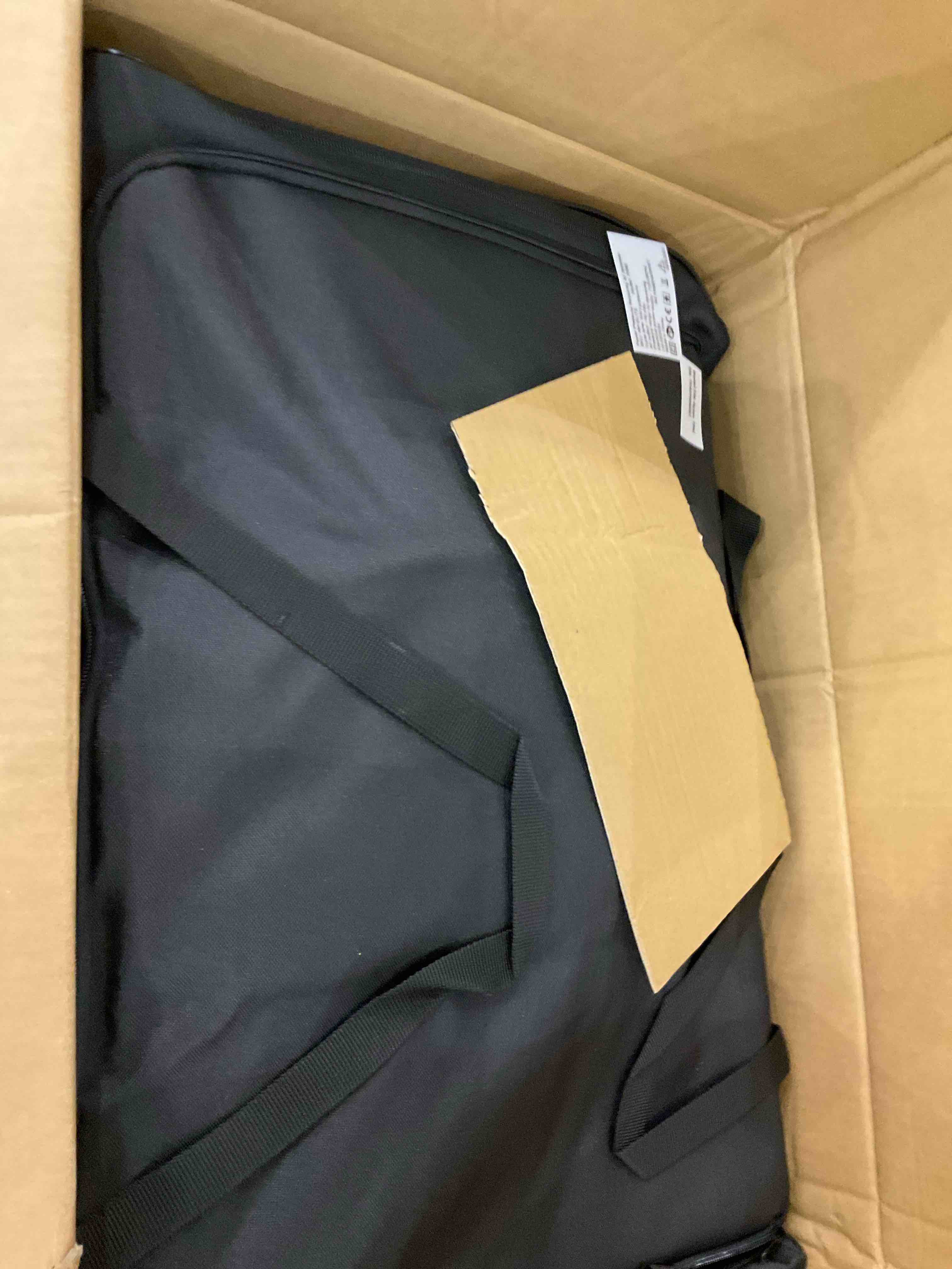 https://s3.amazonaws.com/lotting-images-prod/BargainHunt/EXS01143968_1721651049347.jpeg