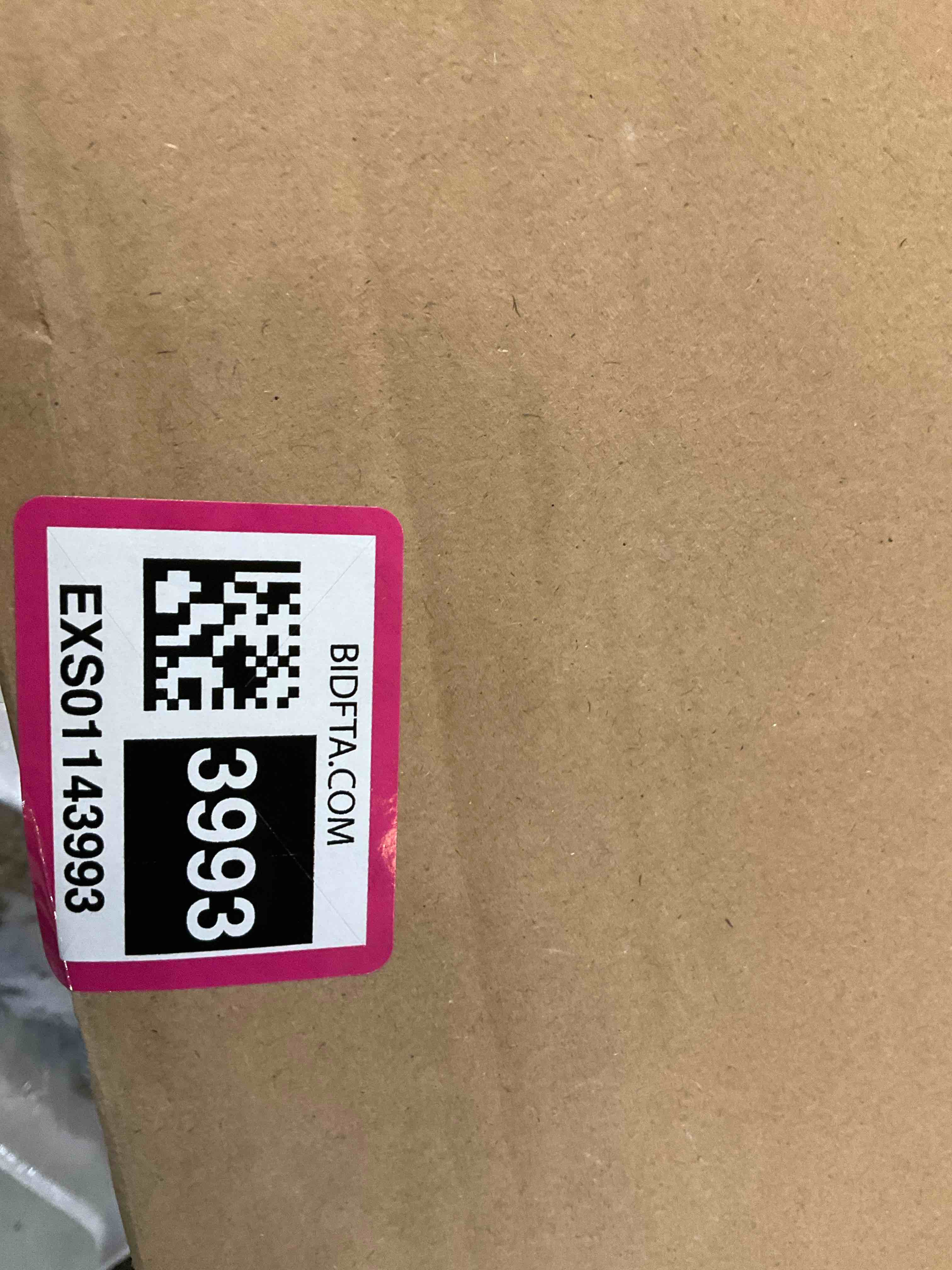 https://s3.amazonaws.com/lotting-images-prod/BargainHunt/EXS01143993_1721674078629.jpeg