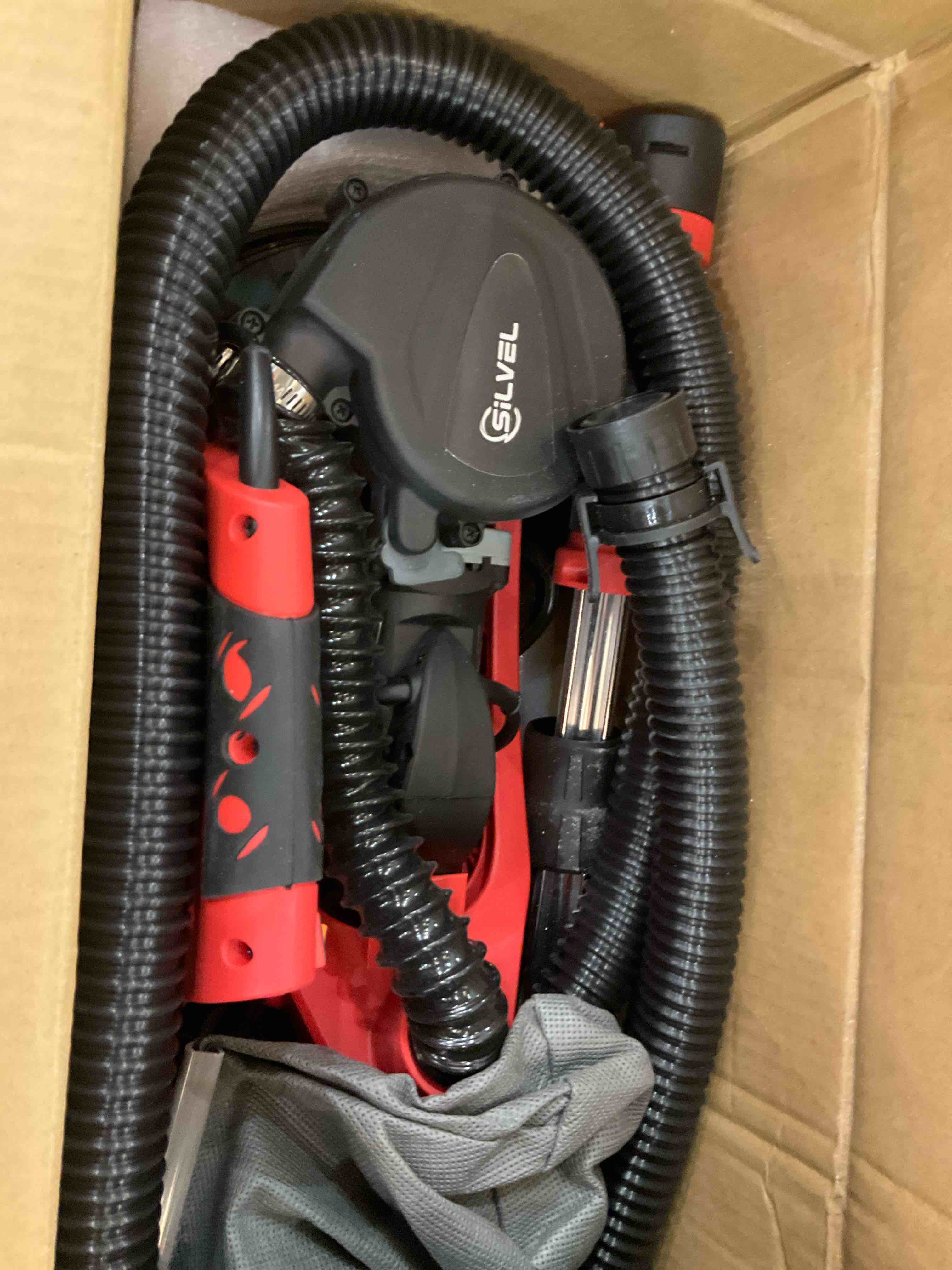 https://s3.amazonaws.com/lotting-images-prod/BargainHunt/EXS01144554_1708702348171.jpeg
