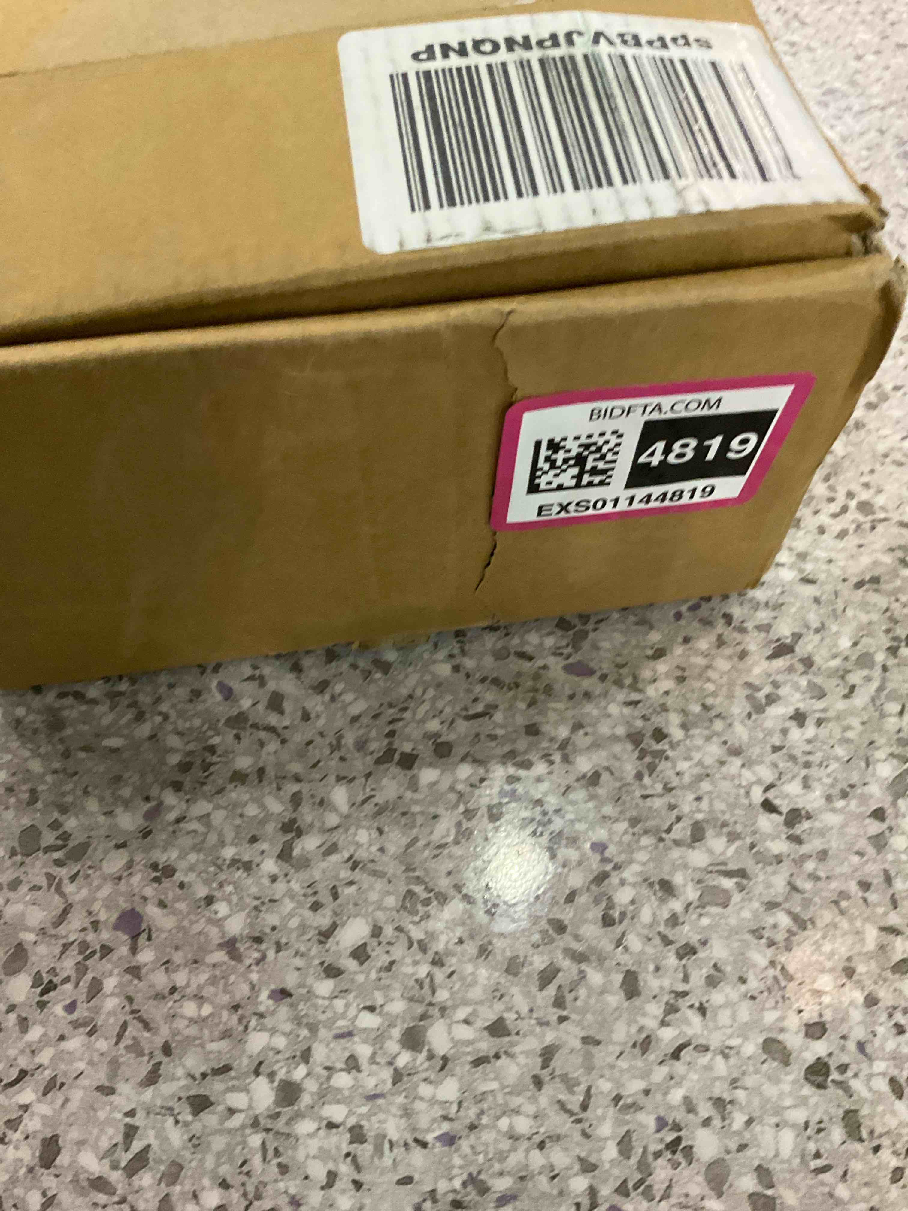 https://s3.amazonaws.com/lotting-images-prod/BargainHunt/EXS01144819_1709041982837.jpeg