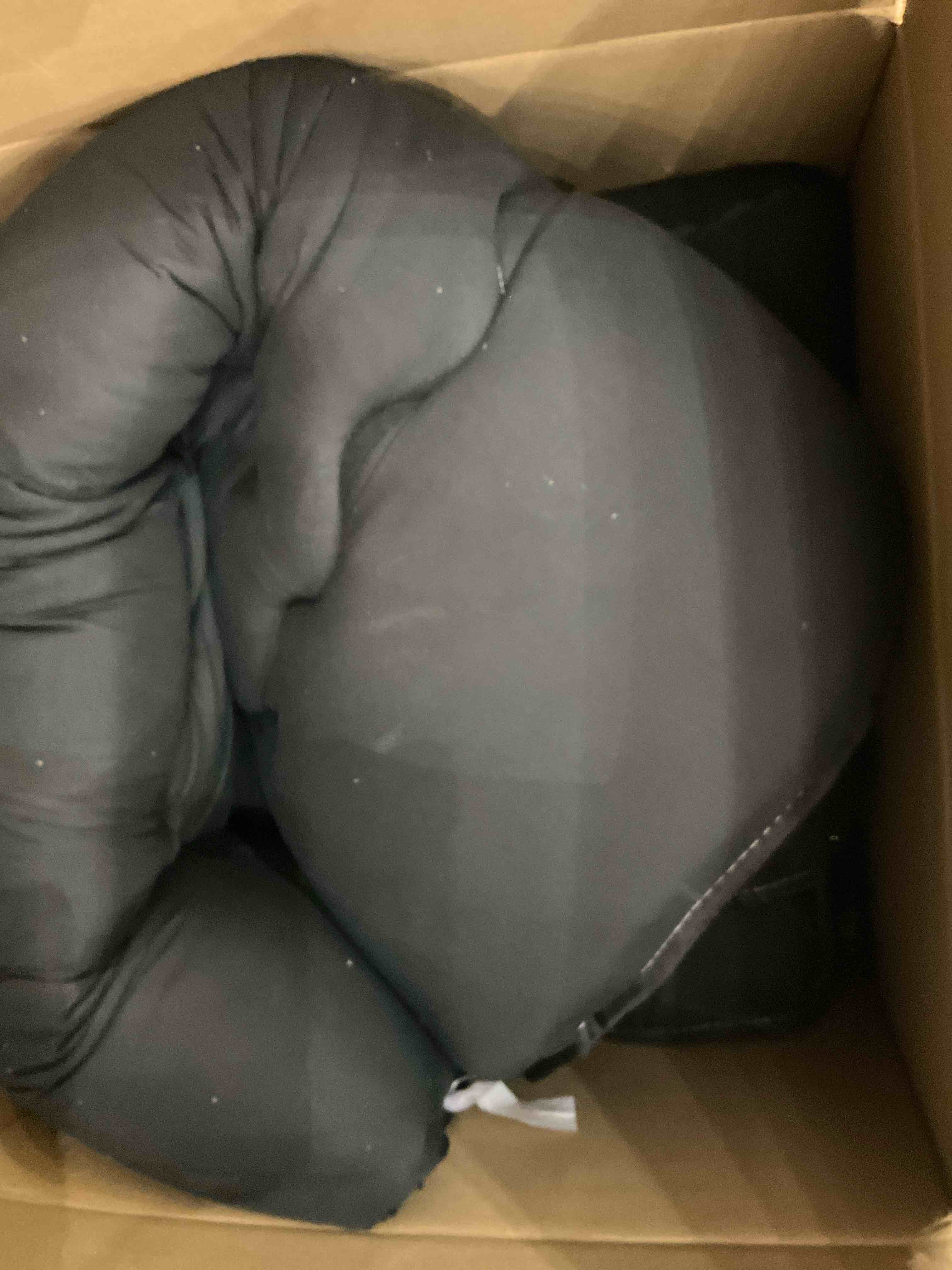 https://s3.amazonaws.com/lotting-images-prod/BargainHunt/EXS01144908_1709063664679.jpeg