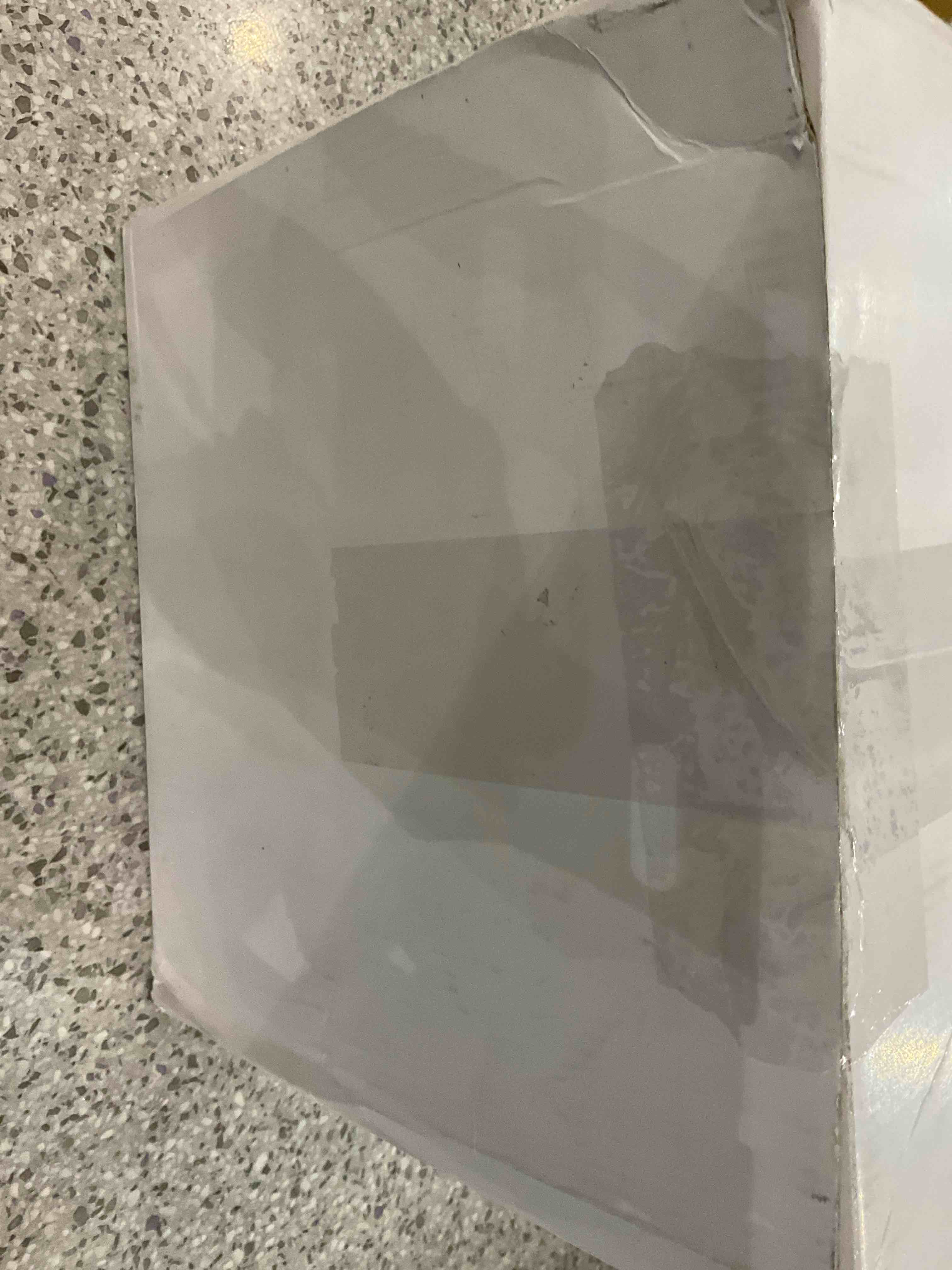 https://s3.amazonaws.com/lotting-images-prod/BargainHunt/EXS01144928_1709124780242.jpeg