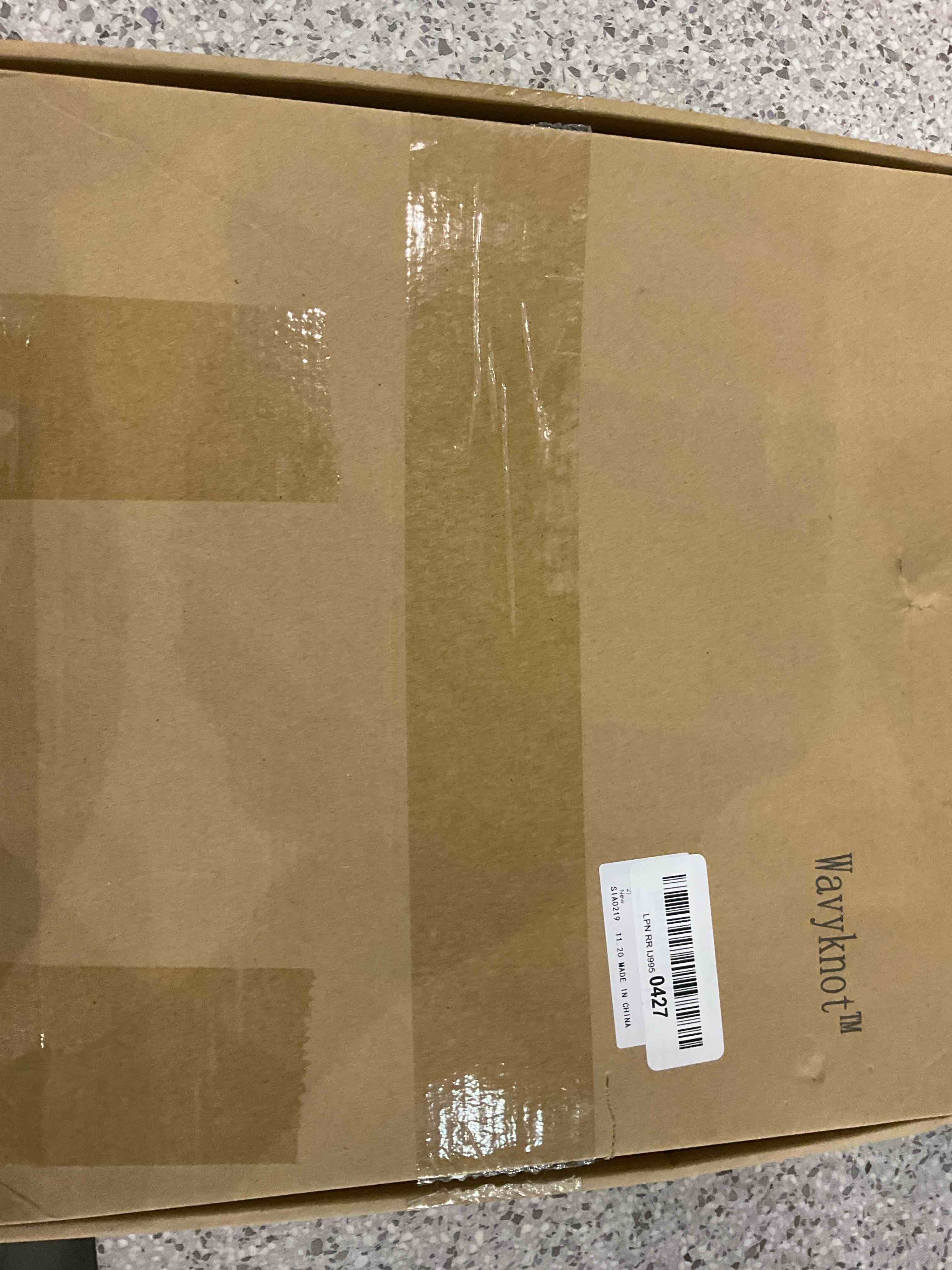 https://s3.amazonaws.com/lotting-images-prod/BargainHunt/EXS01144931_1709125317828.jpeg