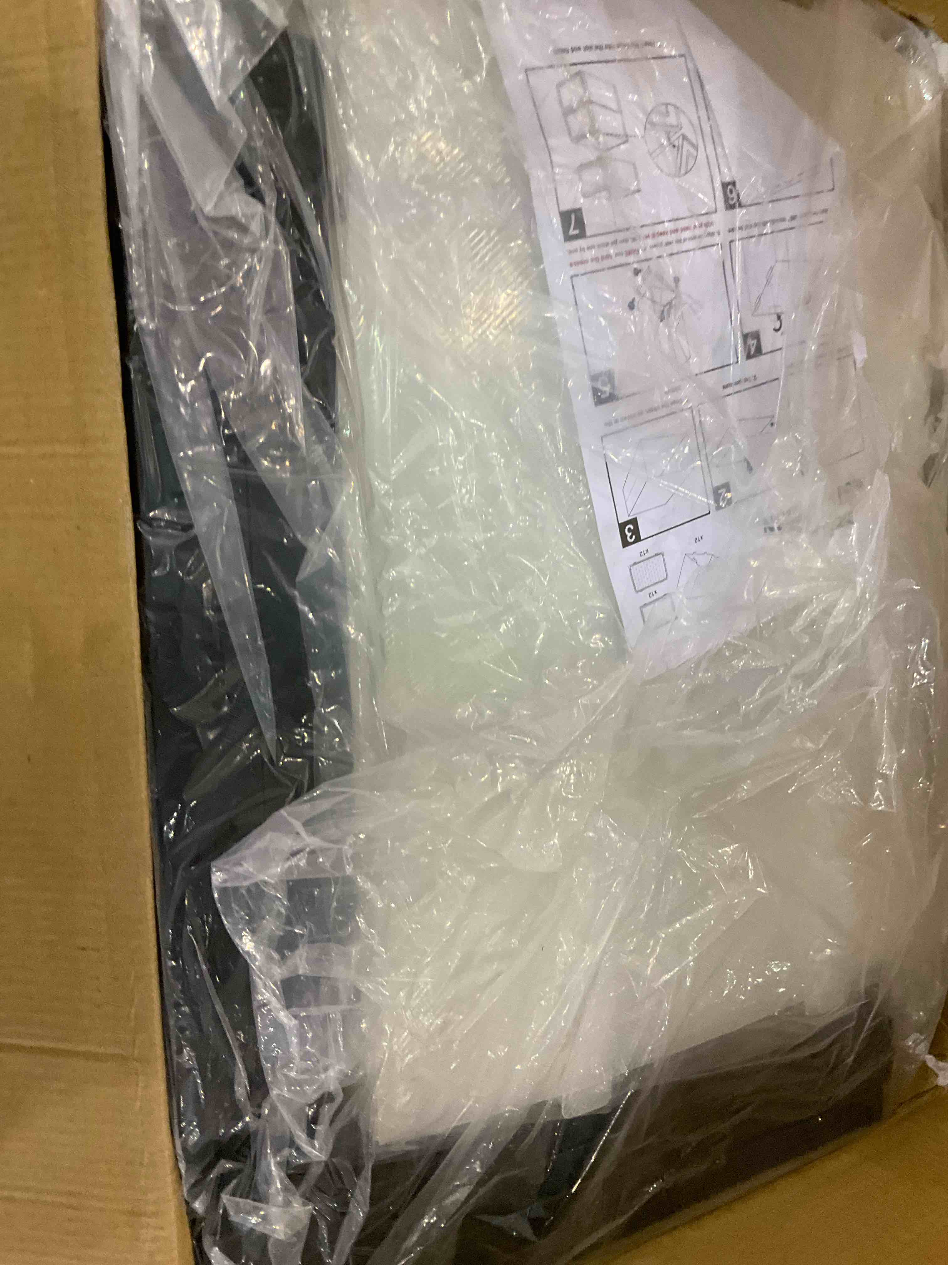 https://s3.amazonaws.com/lotting-images-prod/BargainHunt/EXS01144934_1709125658440.jpeg