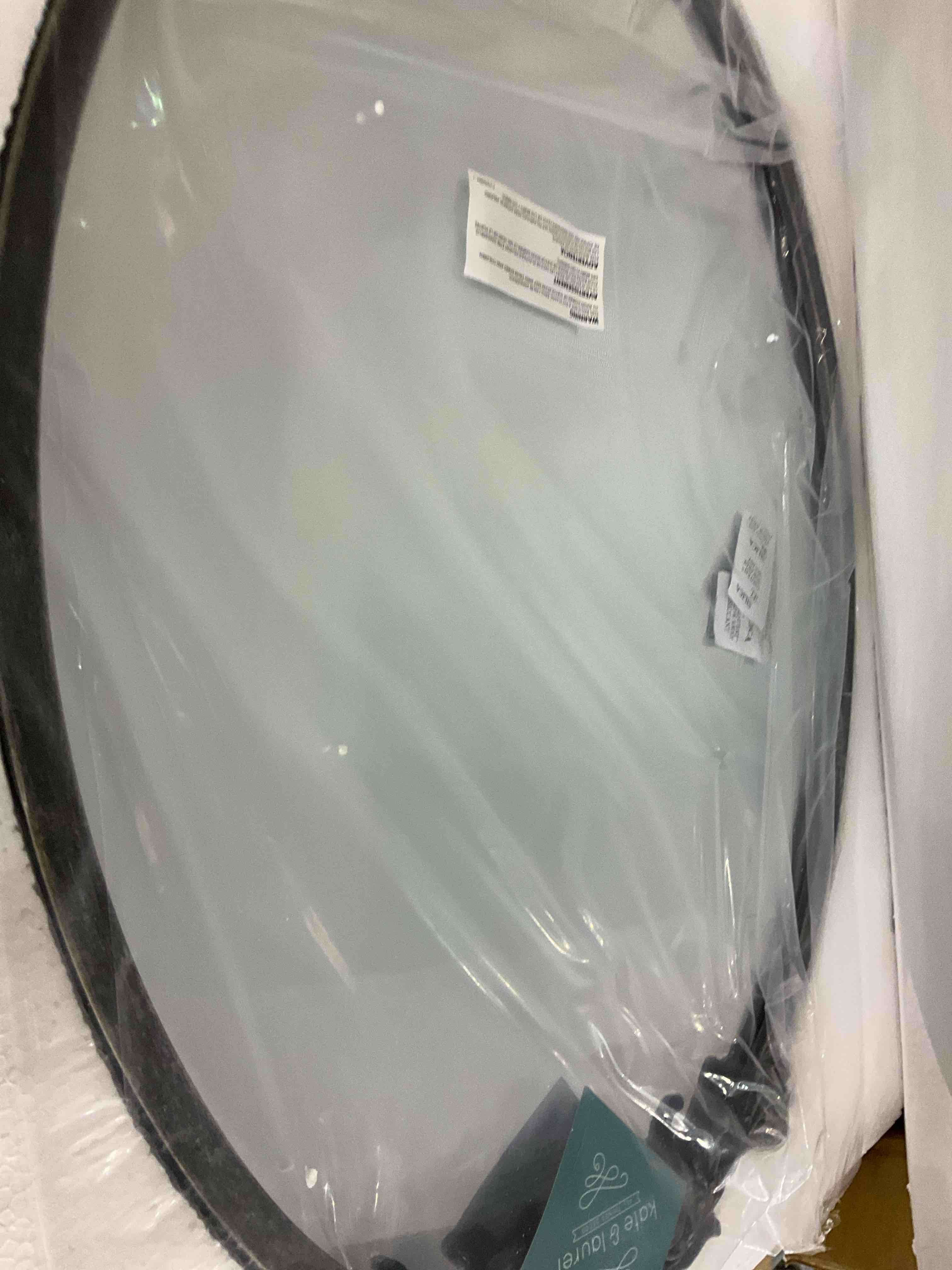 https://s3.amazonaws.com/lotting-images-prod/BargainHunt/EXS01144983_1709139235139.jpeg