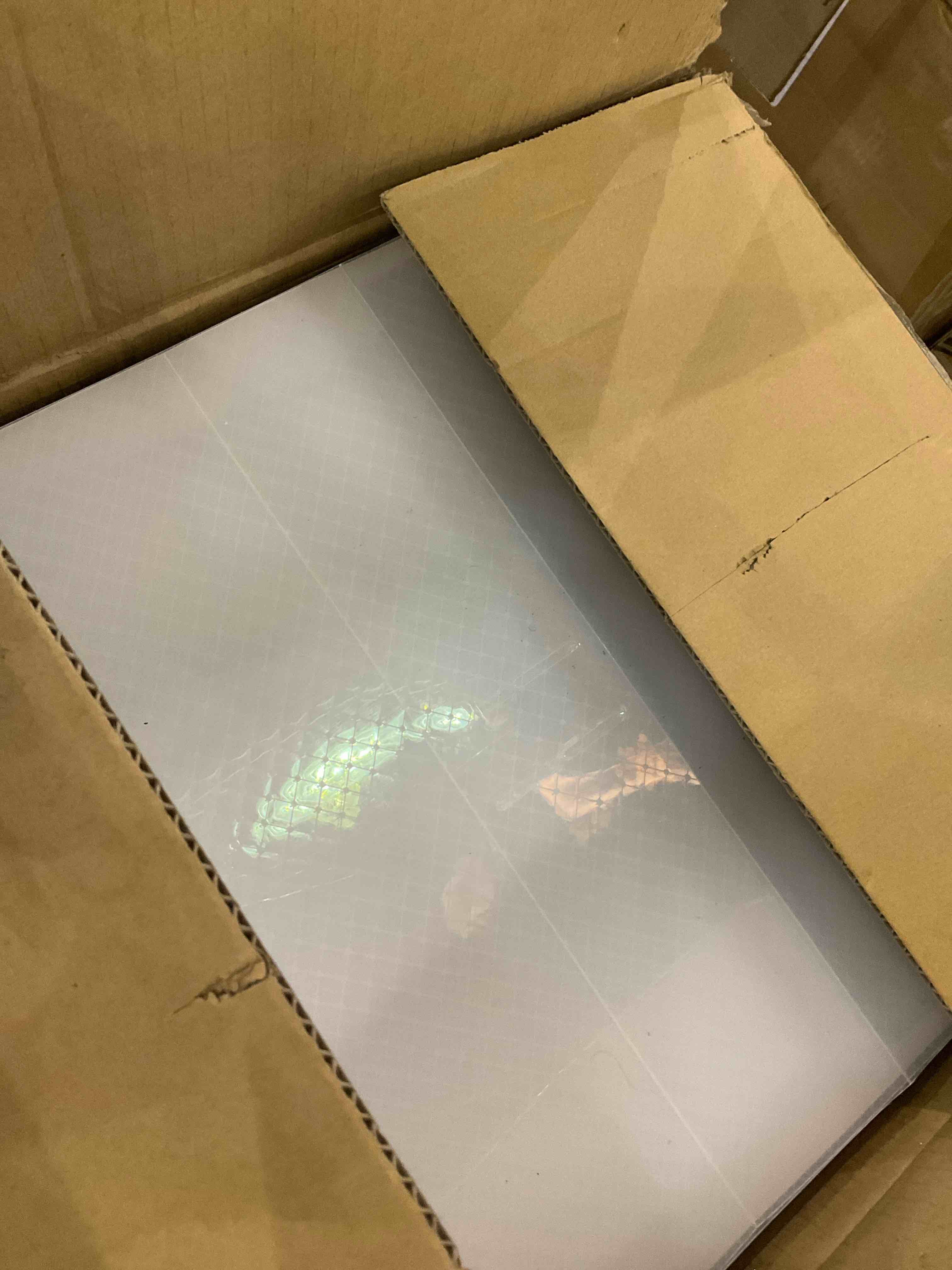 https://s3.amazonaws.com/lotting-images-prod/BargainHunt/EXS01145173_1709047258450.jpeg