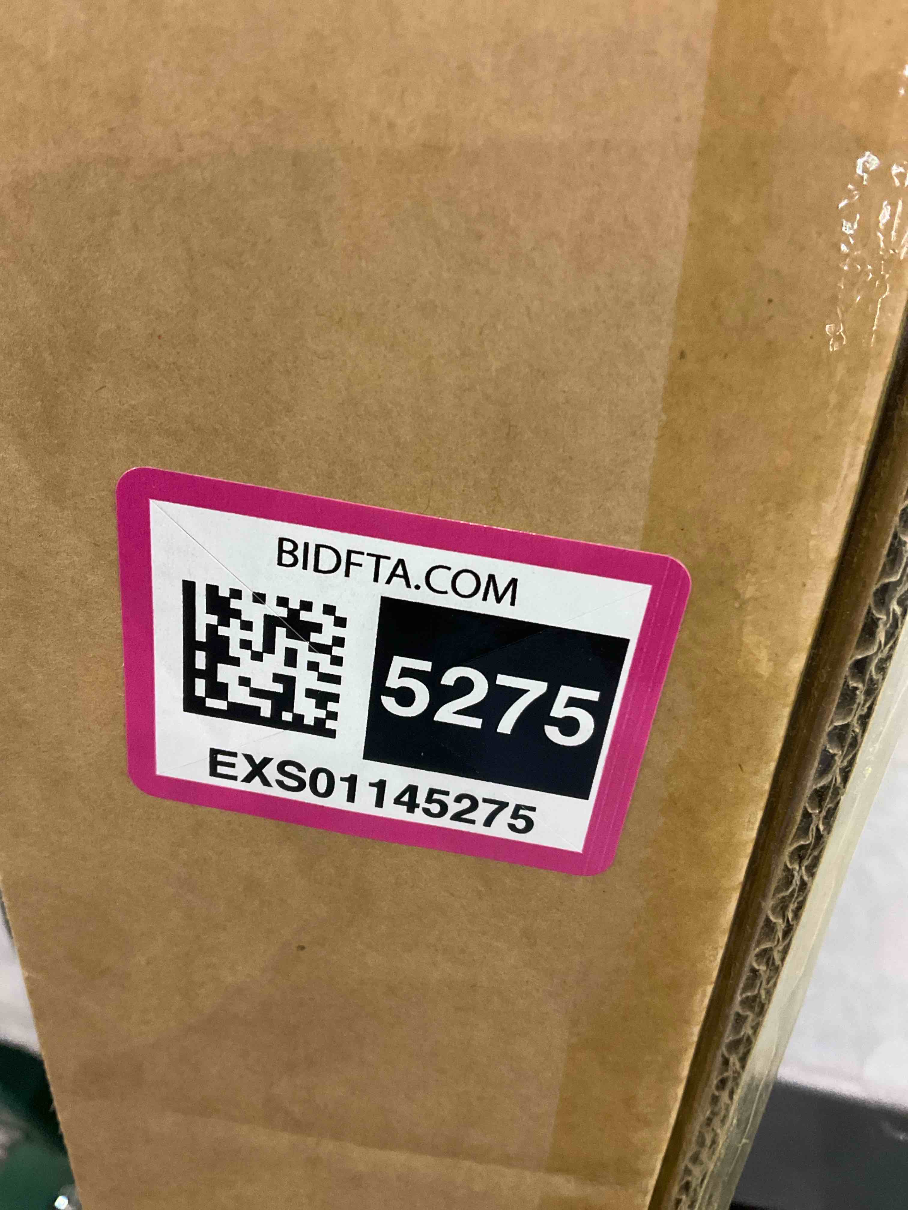 https://s3.amazonaws.com/lotting-images-prod/BargainHunt/EXS01145275_1709122860768.jpeg