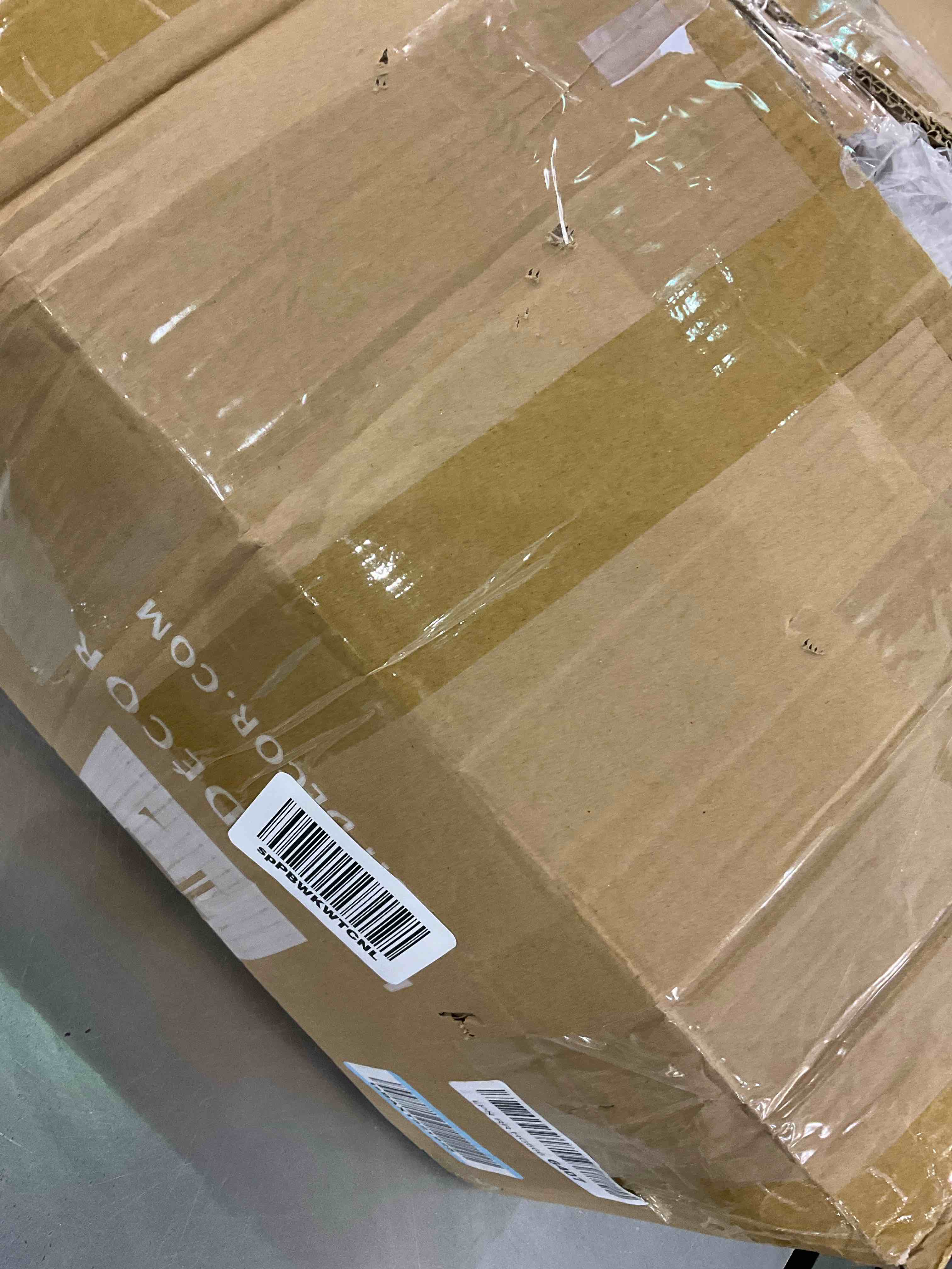 https://s3.amazonaws.com/lotting-images-prod/BargainHunt/EXS01145289_1709125313334.jpeg