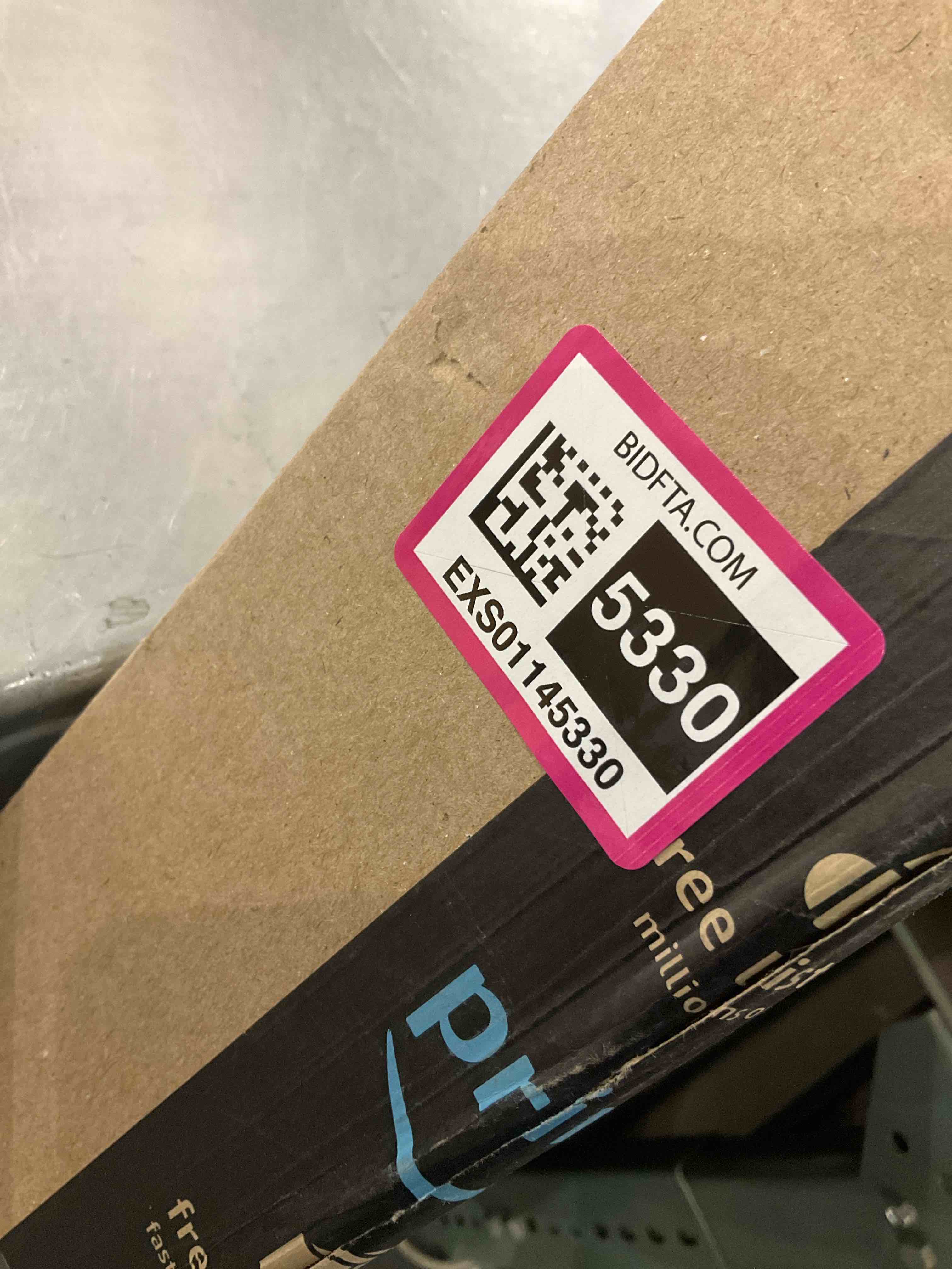 https://s3.amazonaws.com/lotting-images-prod/BargainHunt/EXS01145330_1709139018116.jpeg