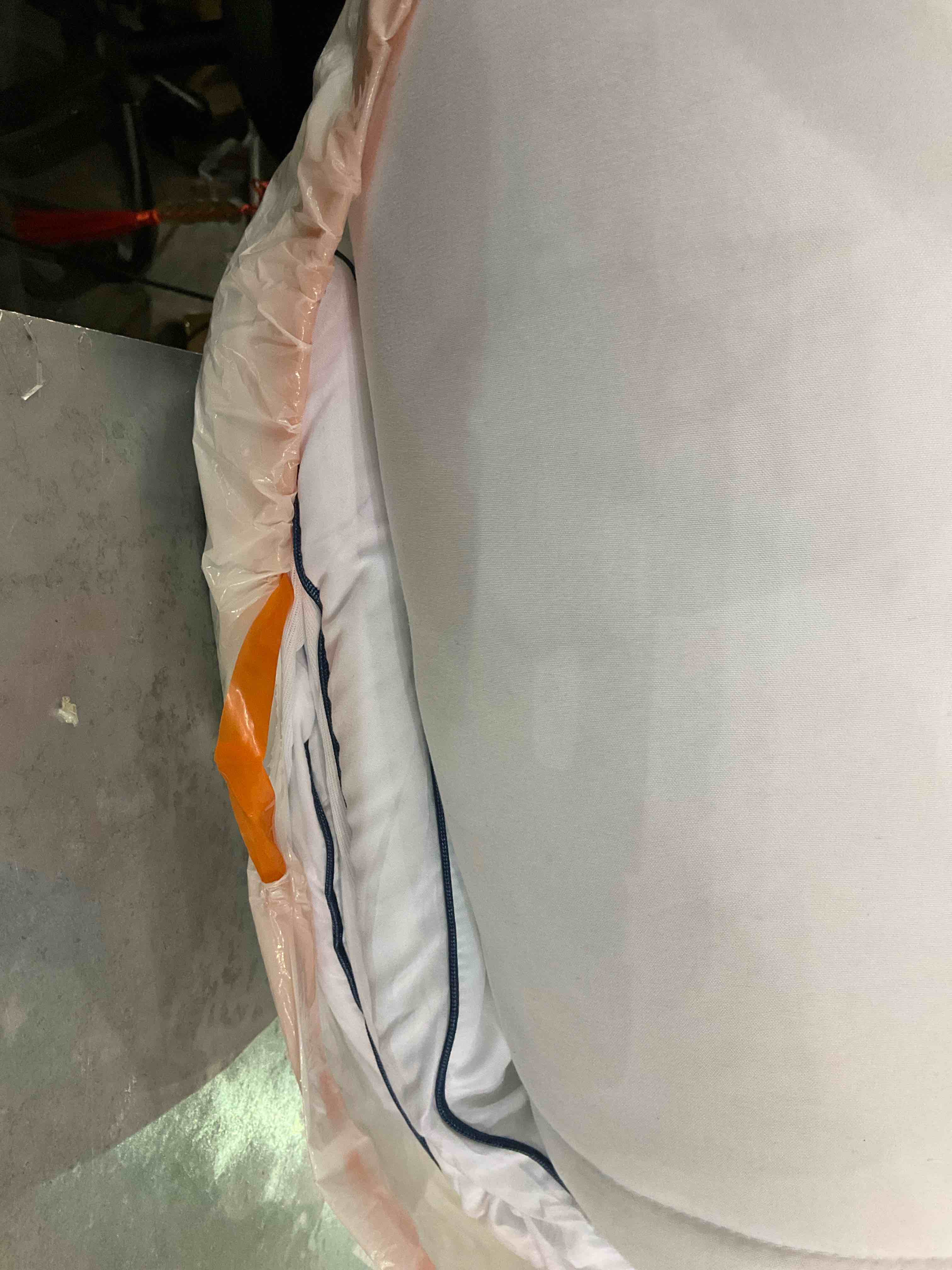 https://s3.amazonaws.com/lotting-images-prod/BargainHunt/EXS01145557_1708431353668.jpeg
