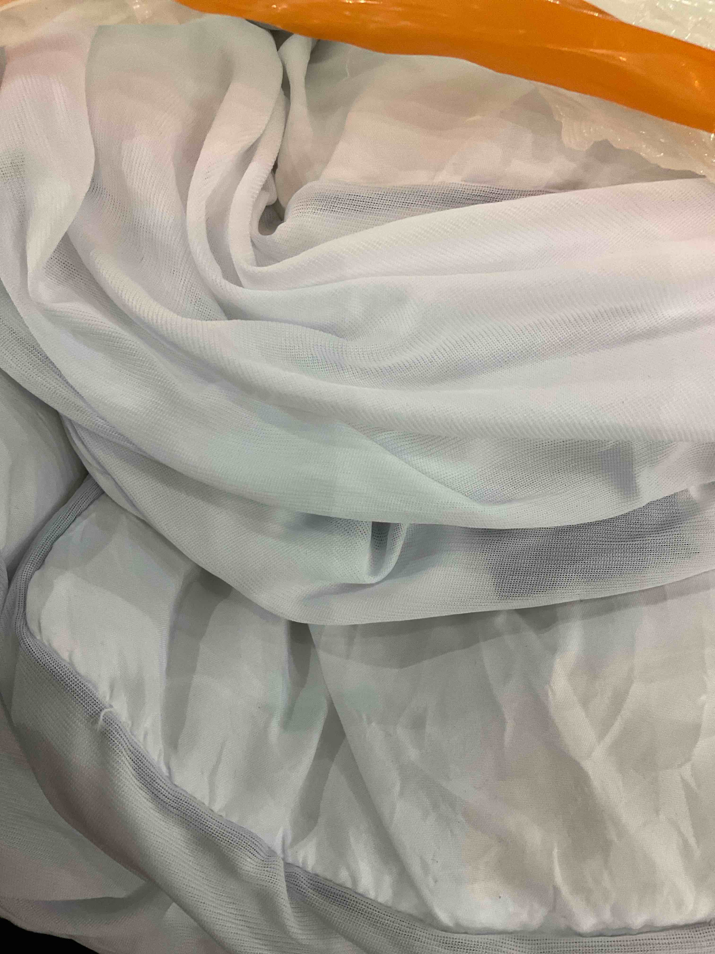 https://s3.amazonaws.com/lotting-images-prod/BargainHunt/EXS01145558_1708431463432.jpeg