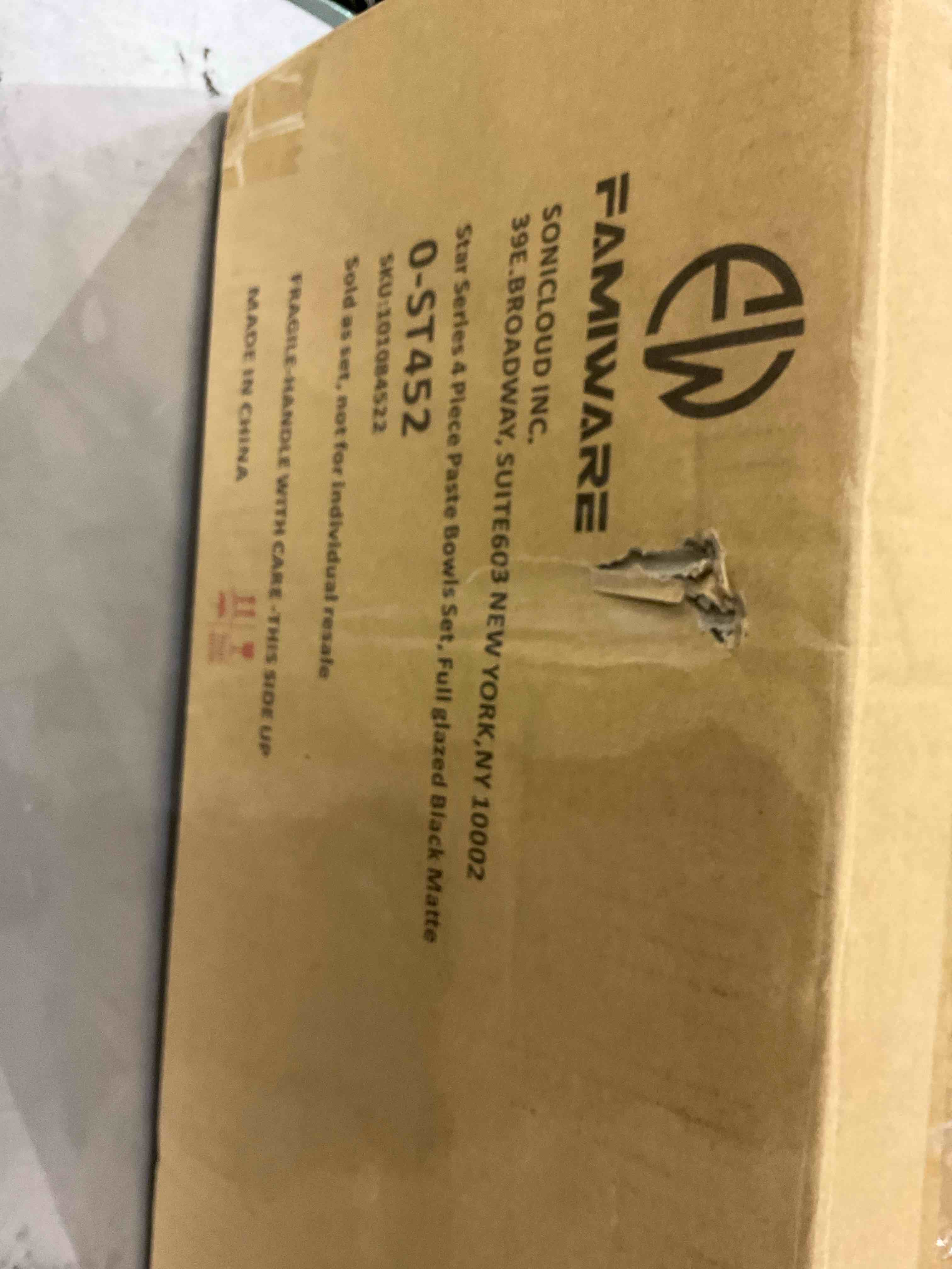 https://s3.amazonaws.com/lotting-images-prod/BargainHunt/EXS01145580_1708434740505.jpeg
