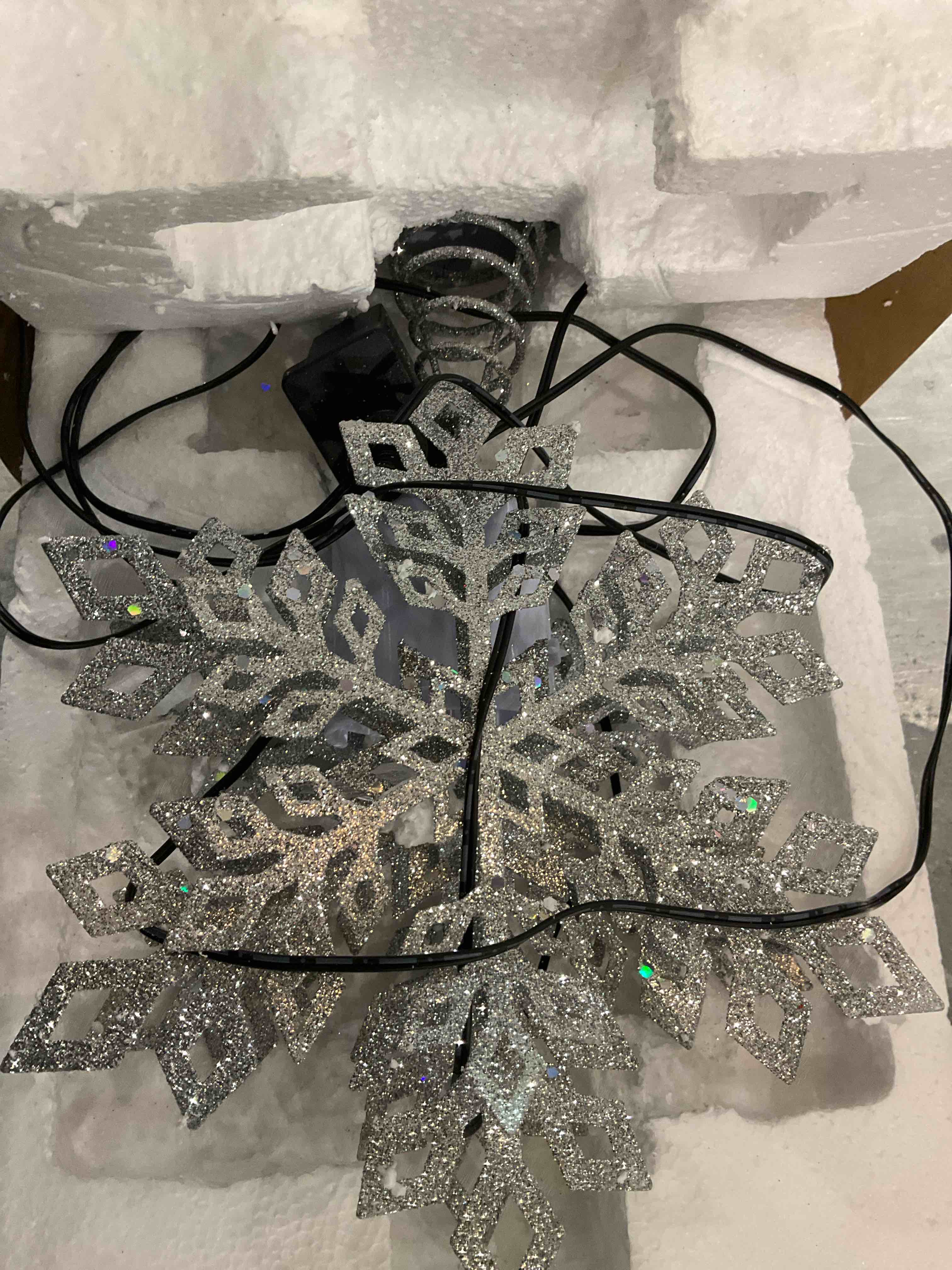 https://s3.amazonaws.com/lotting-images-prod/BargainHunt/EXS01145785_1708529069483.jpeg