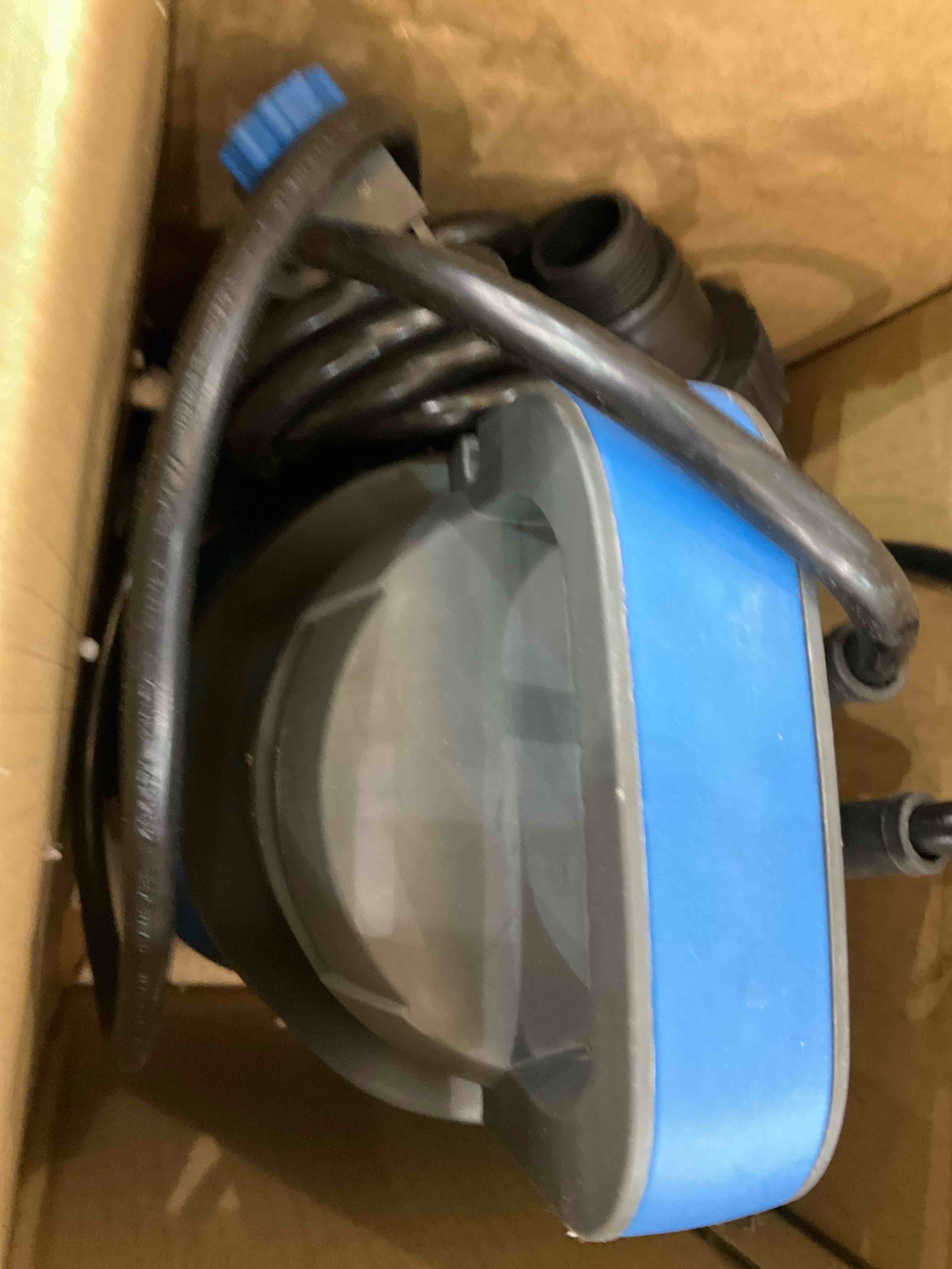 https://s3.amazonaws.com/lotting-images-prod/BargainHunt/EXS01145786_1708529290695.jpeg