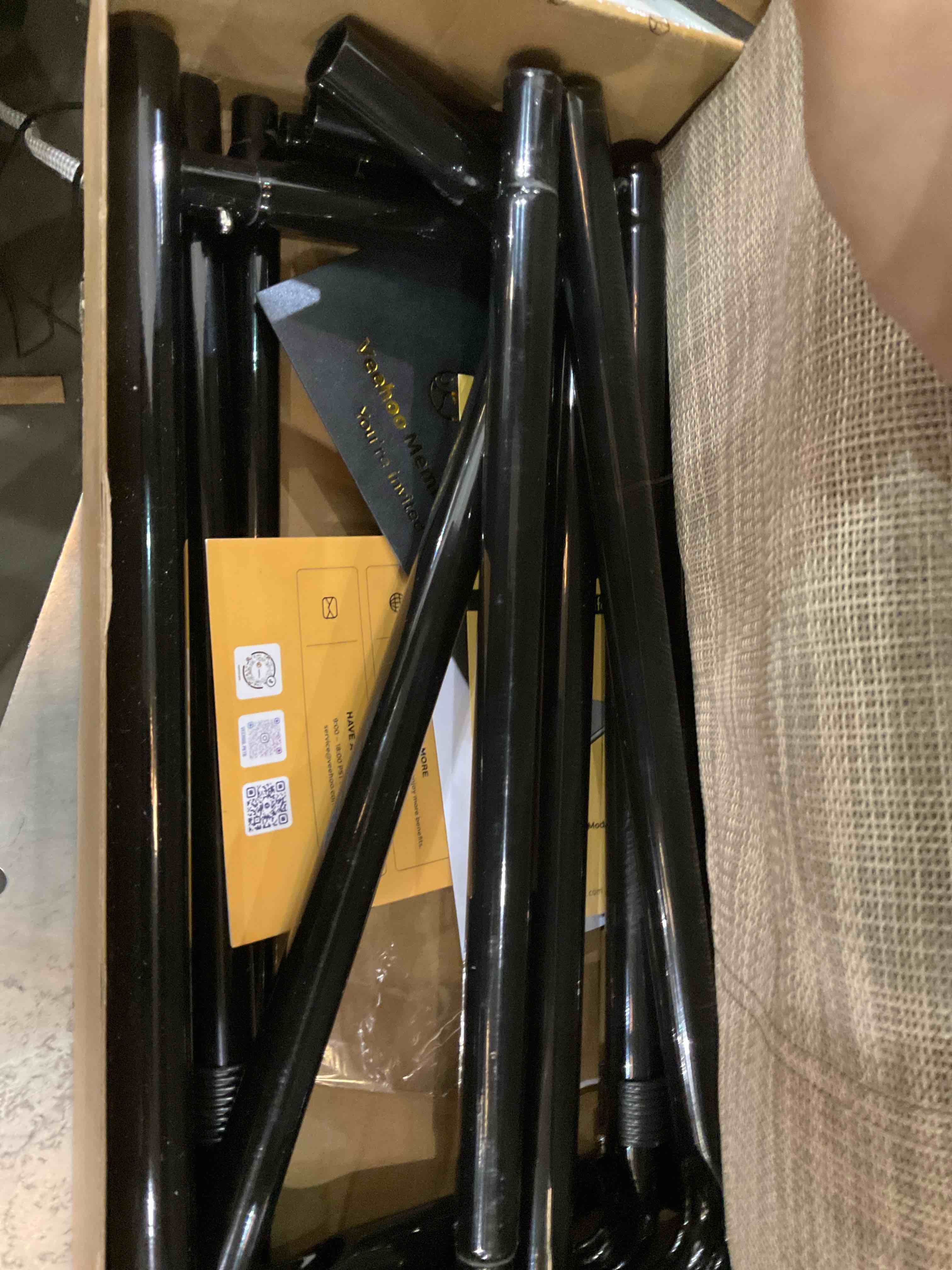 https://s3.amazonaws.com/lotting-images-prod/BargainHunt/EXS01145922_1708617537347.jpeg