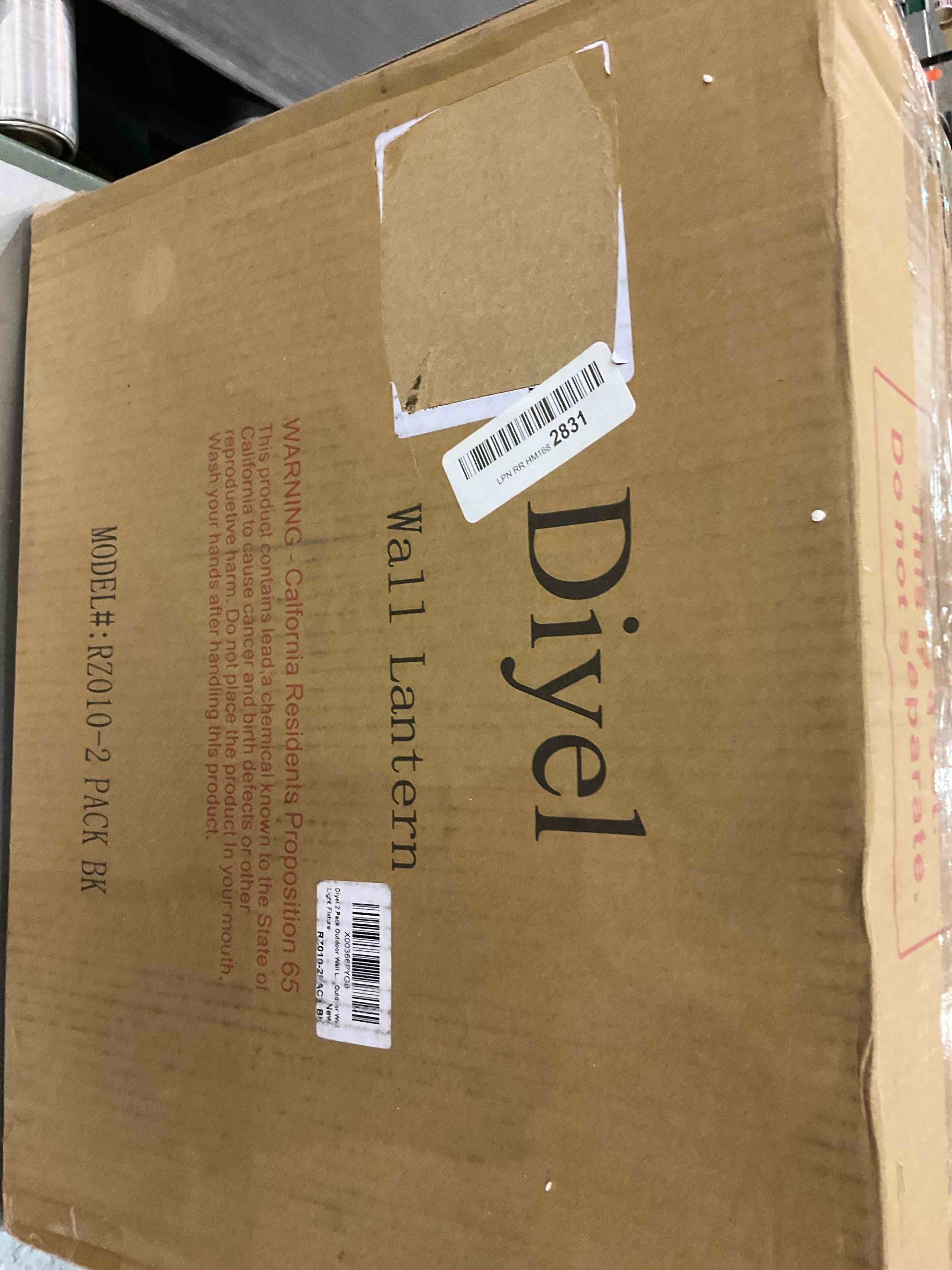 https://s3.amazonaws.com/lotting-images-prod/BargainHunt/EXS01145958_1708625868395.jpeg