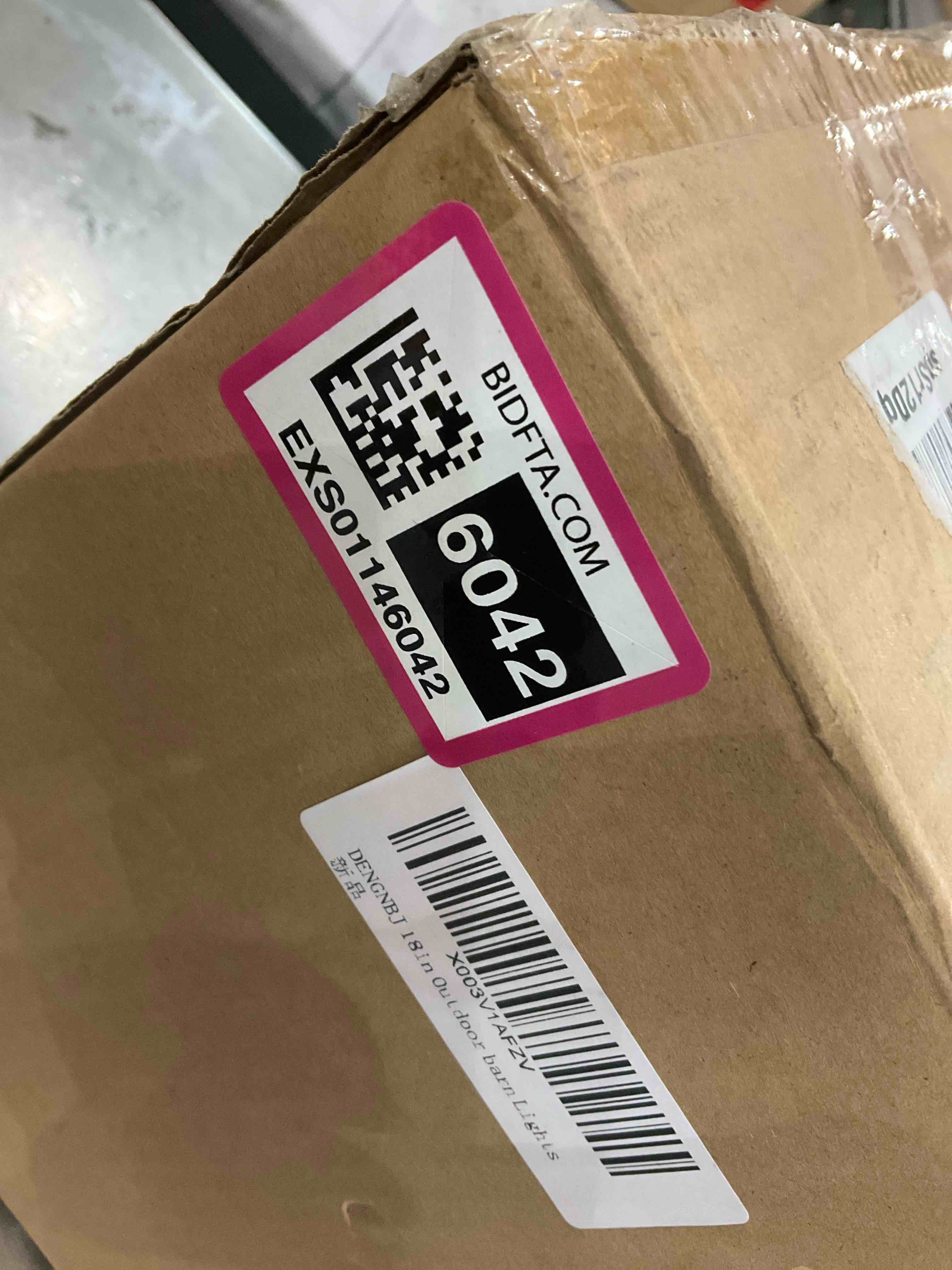 https://s3.amazonaws.com/lotting-images-prod/BargainHunt/EXS01146042_1708528756916.jpeg