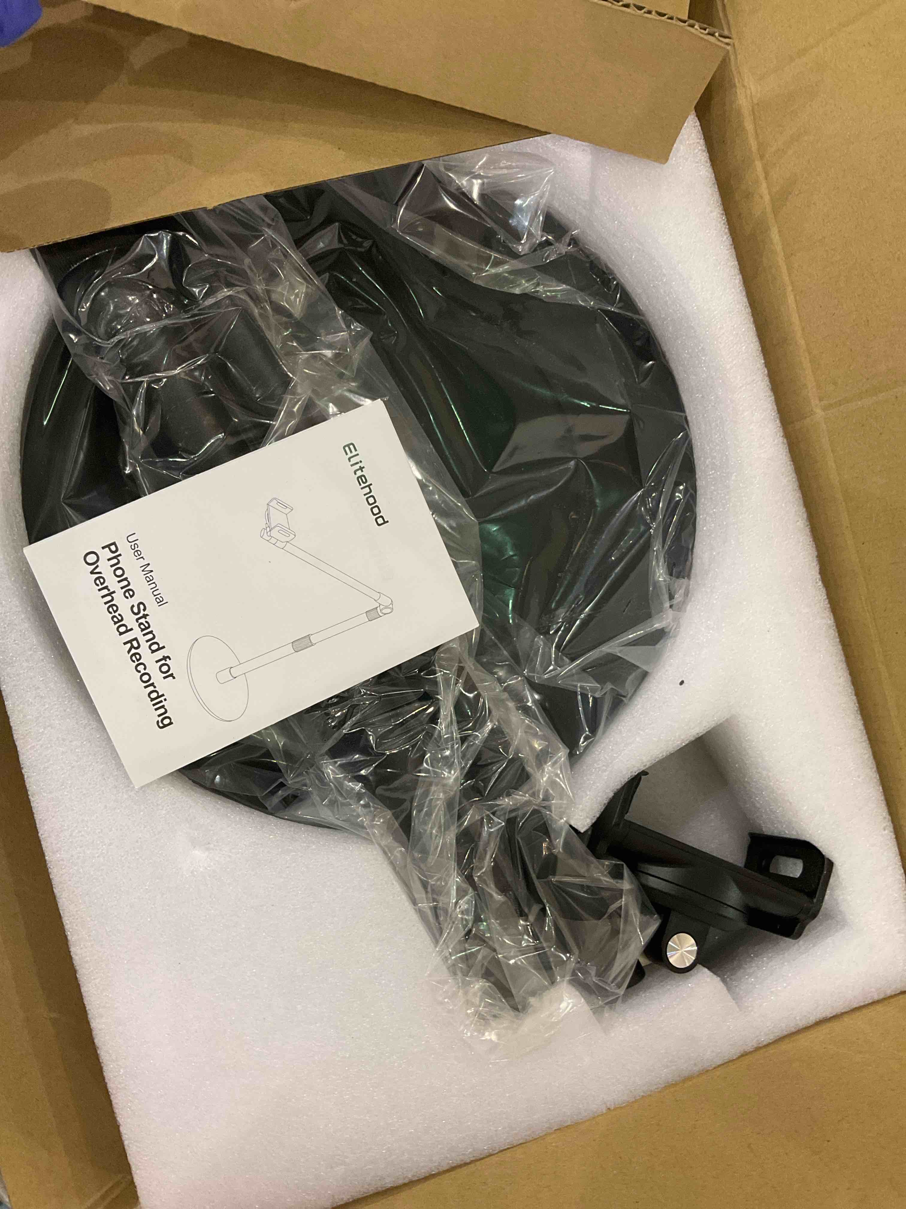 https://s3.amazonaws.com/lotting-images-prod/BargainHunt/EXS01146235_1708630386565.jpeg