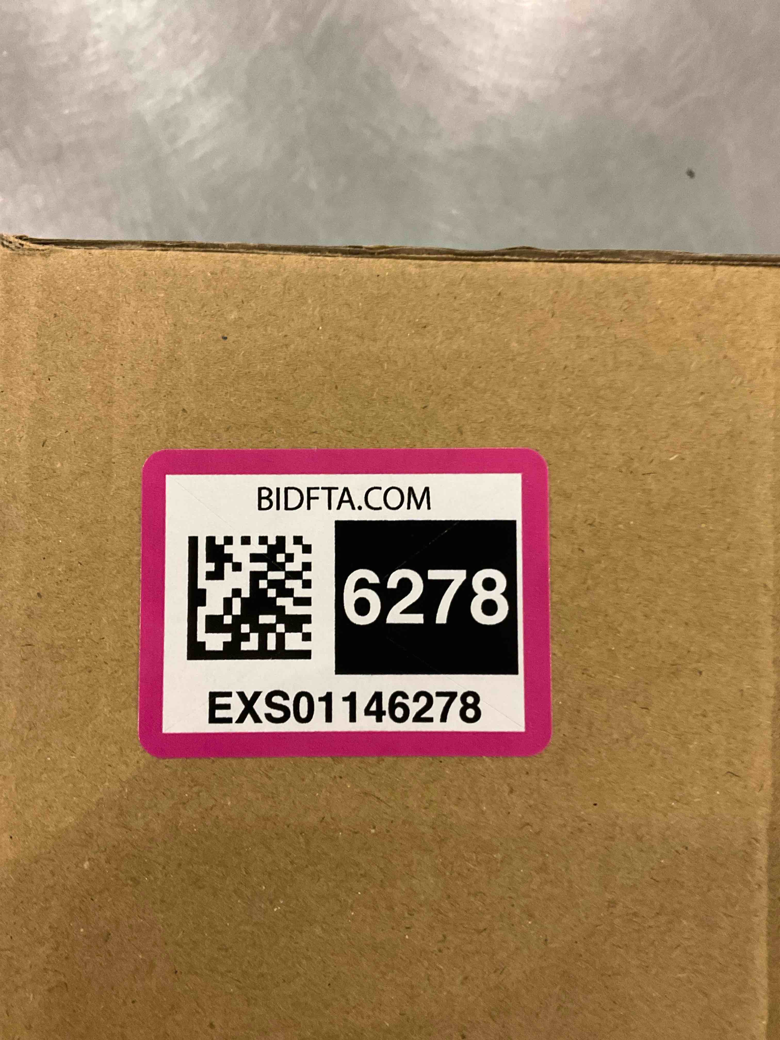 https://s3.amazonaws.com/lotting-images-prod/BargainHunt/EXS01146278_1708691679527.jpeg