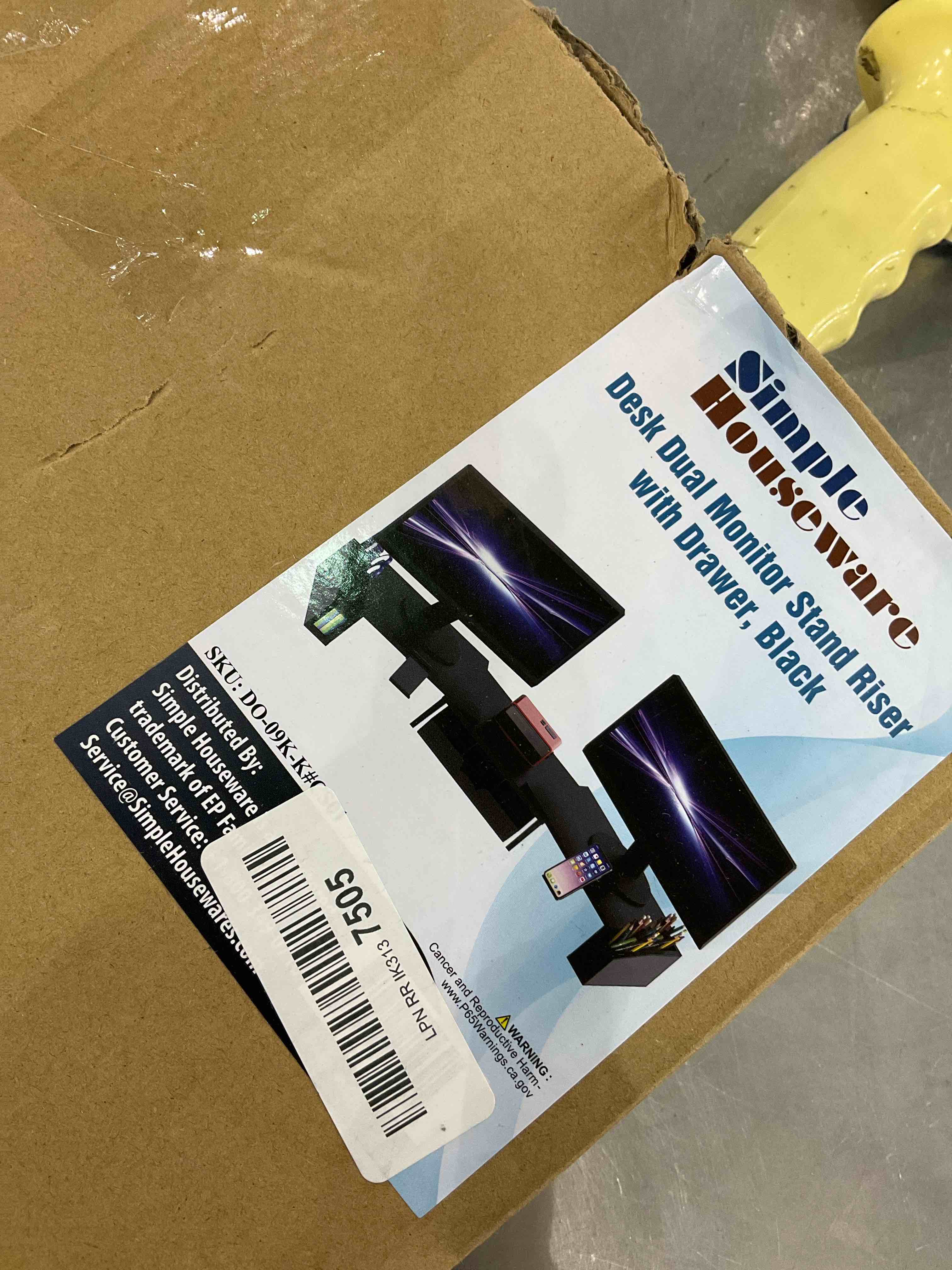 https://s3.amazonaws.com/lotting-images-prod/BargainHunt/EXS01146293_1708693642620.jpeg