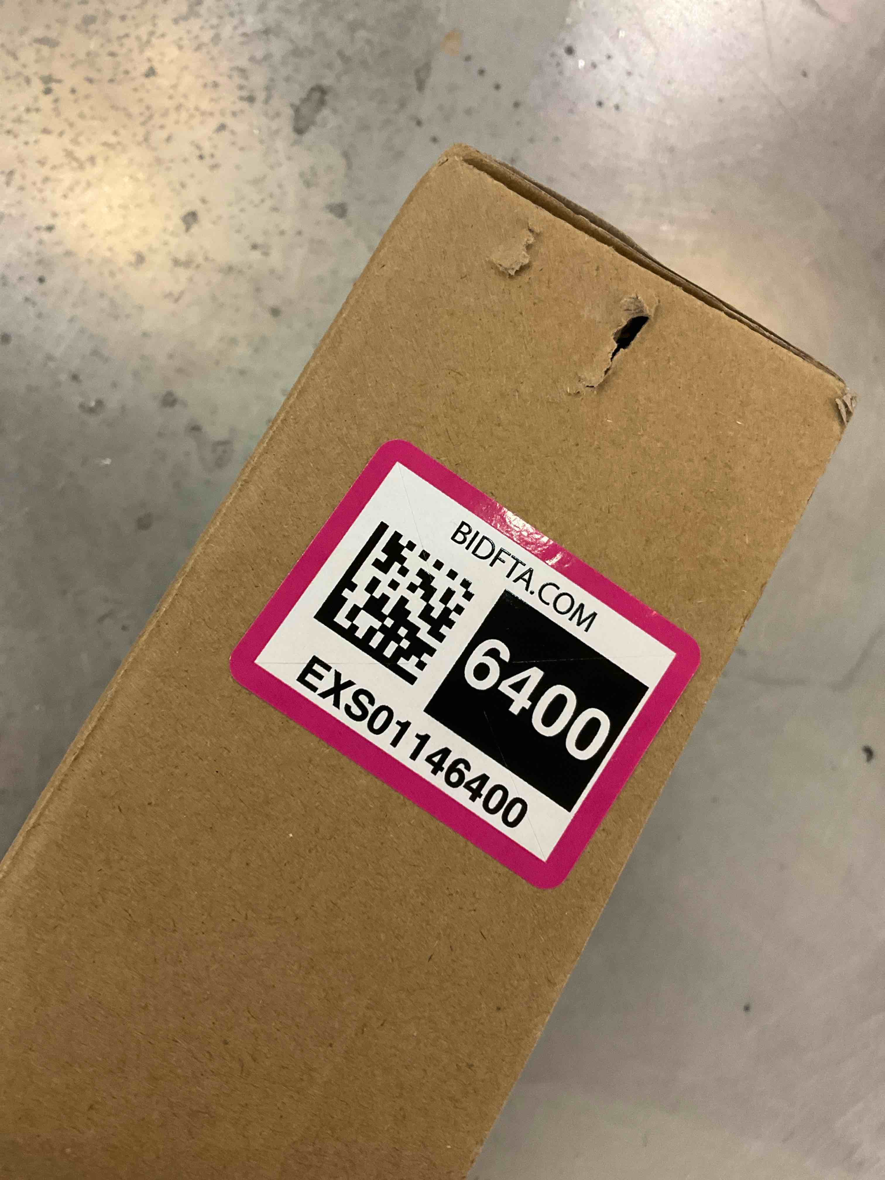 https://s3.amazonaws.com/lotting-images-prod/BargainHunt/EXS01146400_1708713226288.jpeg