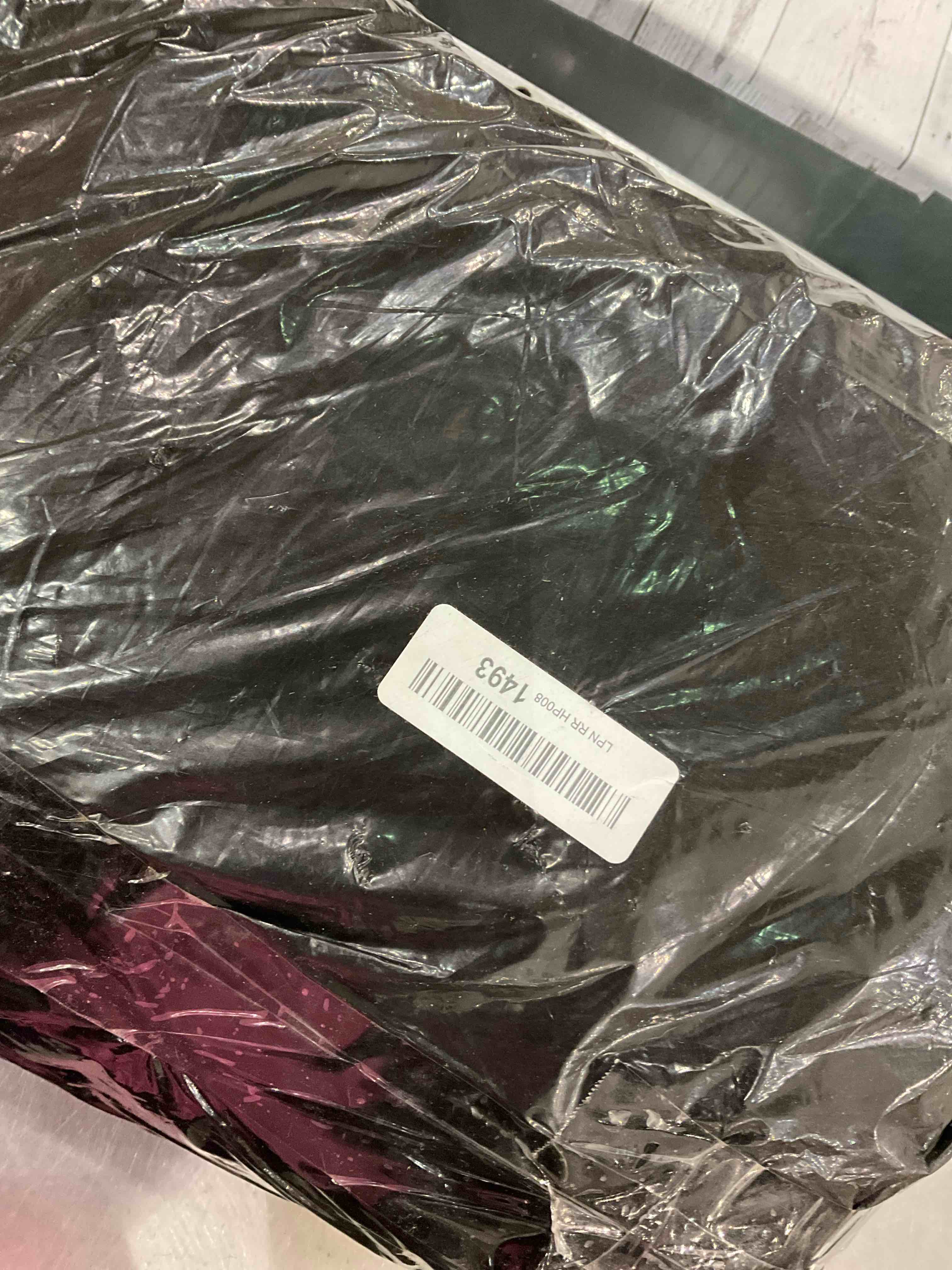https://s3.amazonaws.com/lotting-images-prod/BargainHunt/EXS01146461_1708951642356.jpeg