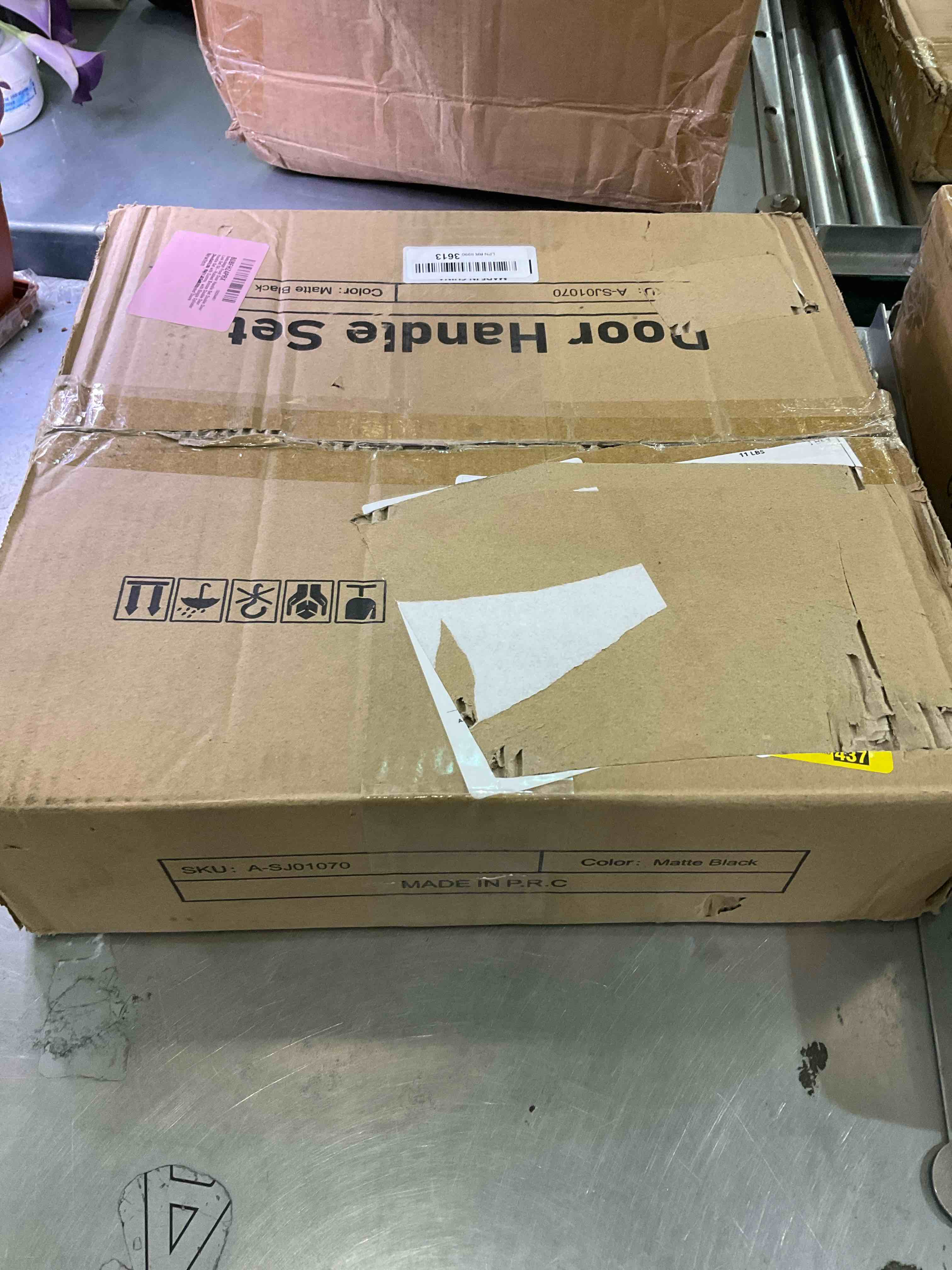 https://s3.amazonaws.com/lotting-images-prod/BargainHunt/EXS01146521_1707752602564.jpeg
