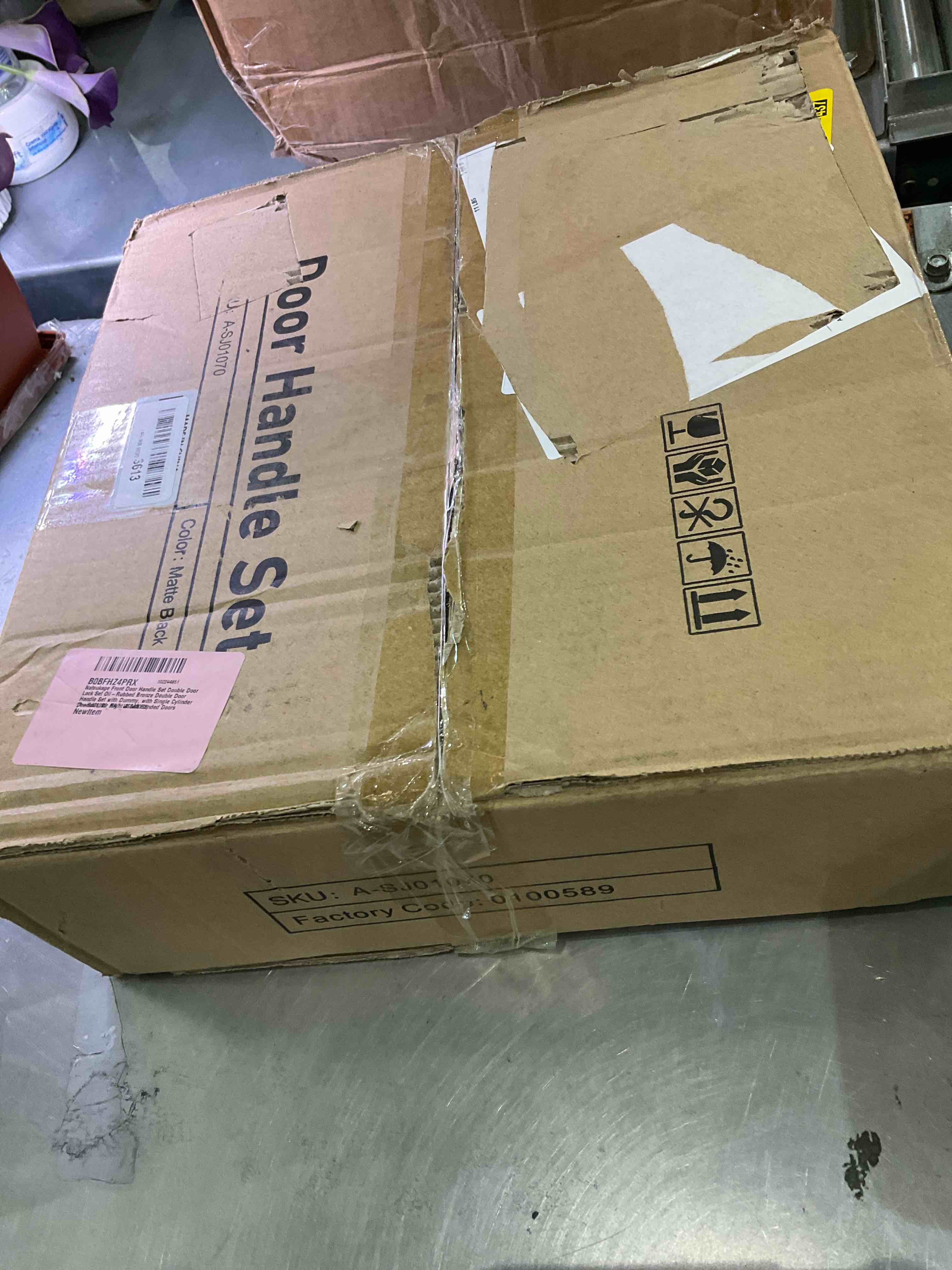 https://s3.amazonaws.com/lotting-images-prod/BargainHunt/EXS01146521_1707752606923.jpeg