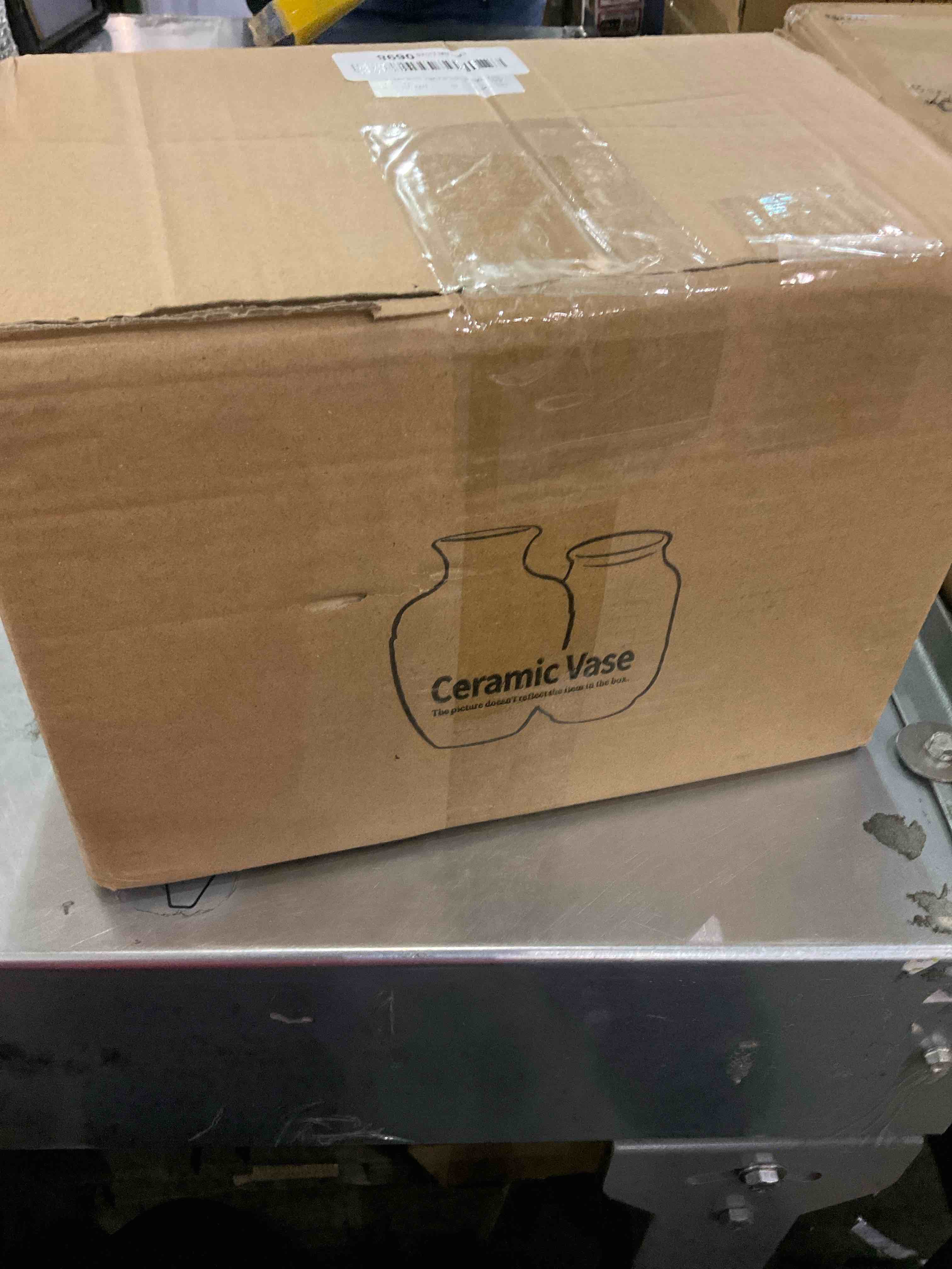 https://s3.amazonaws.com/lotting-images-prod/BargainHunt/EXS01146672_1707829934378.jpeg