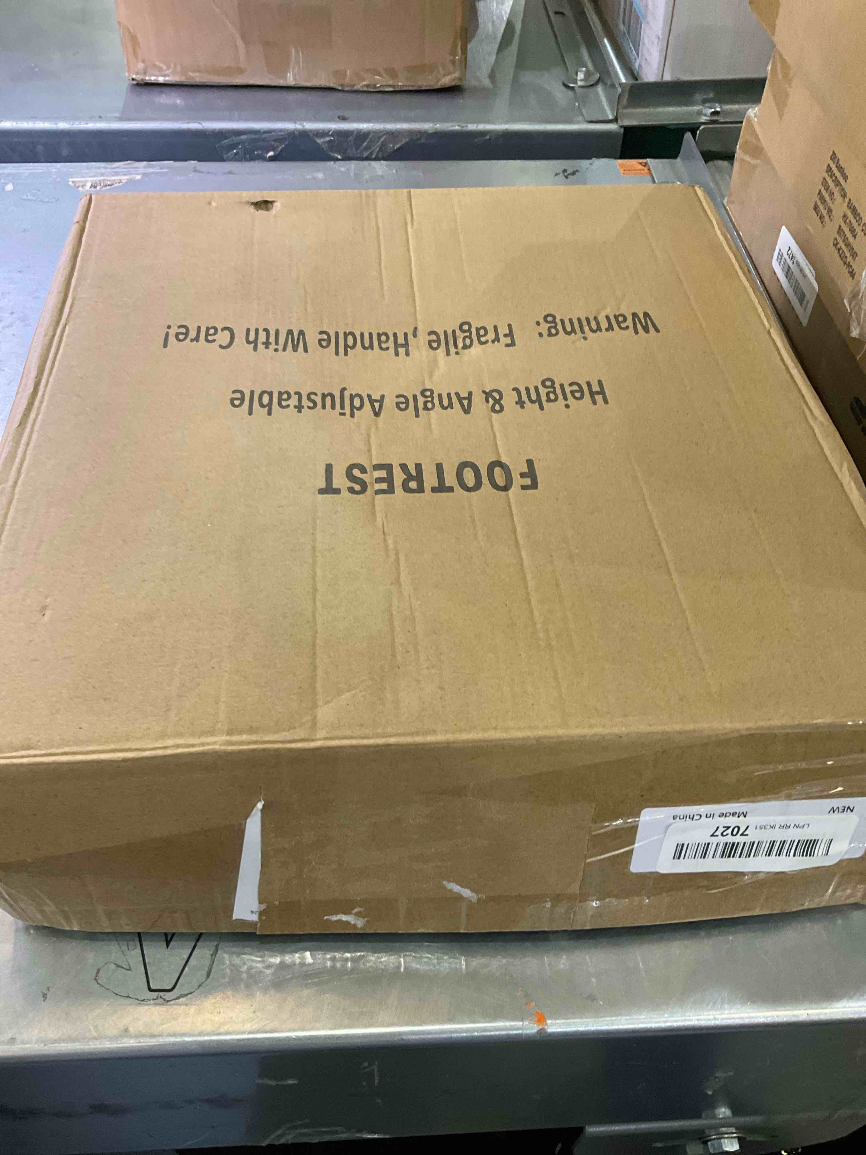 https://s3.amazonaws.com/lotting-images-prod/BargainHunt/EXS01146901_1707928772128.jpeg