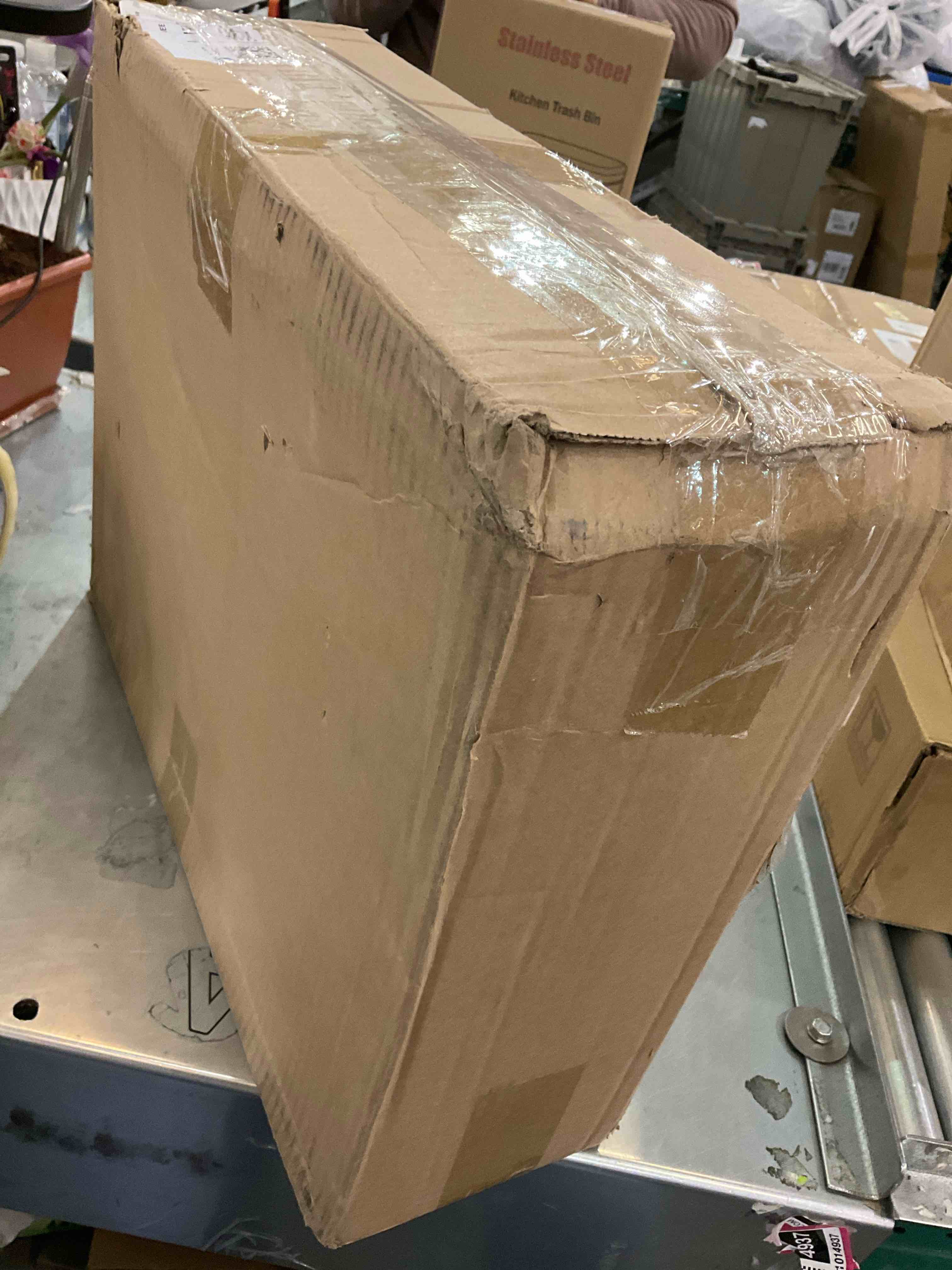 https://s3.amazonaws.com/lotting-images-prod/BargainHunt/EXS01146926_1707933777030.jpeg