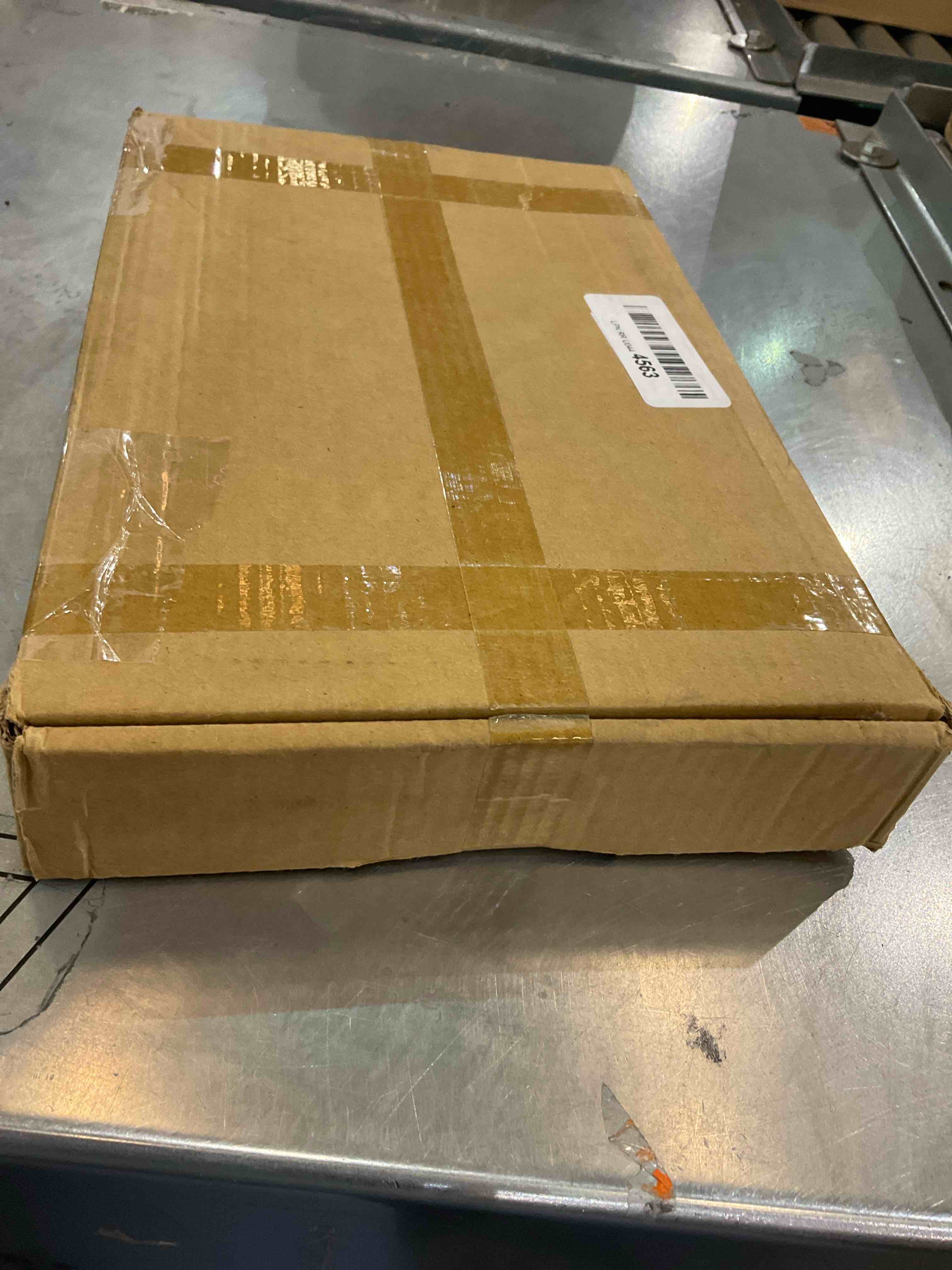 https://s3.amazonaws.com/lotting-images-prod/BargainHunt/EXS01146947_1707938855732.jpeg
