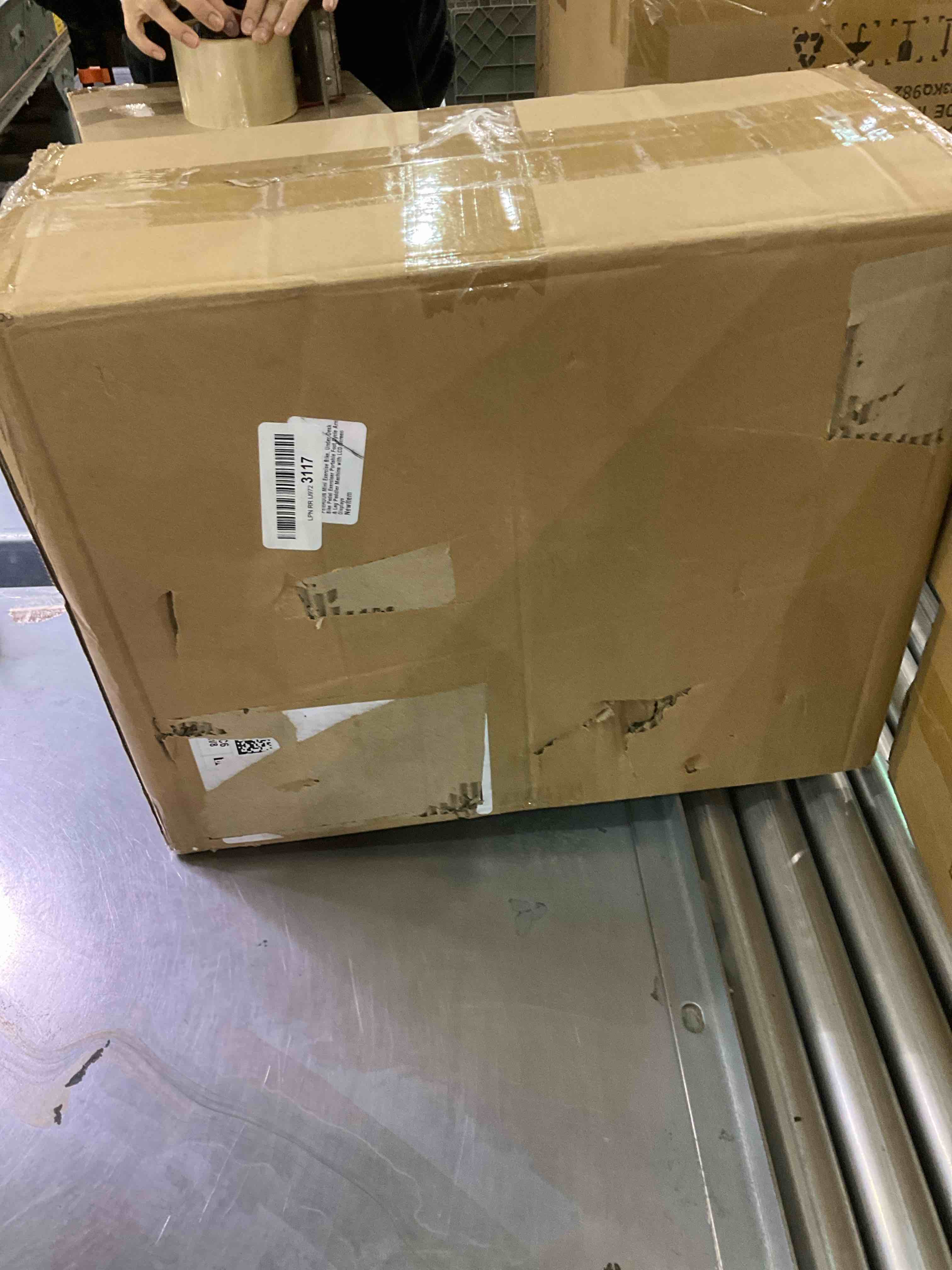 https://s3.amazonaws.com/lotting-images-prod/BargainHunt/EXS01147810_1708344798710.jpeg