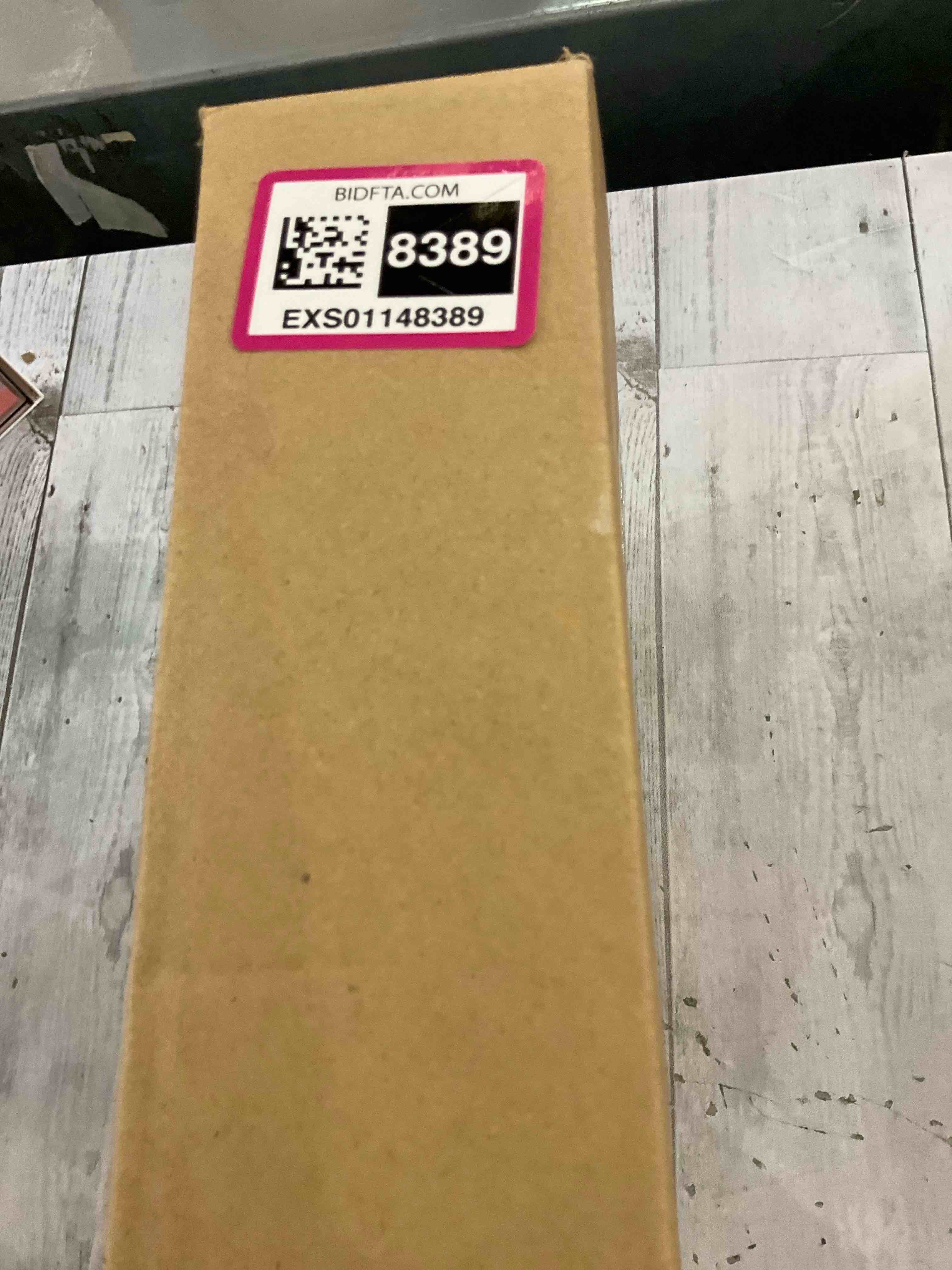 https://s3.amazonaws.com/lotting-images-prod/BargainHunt/EXS01148389_1709046323438.jpeg