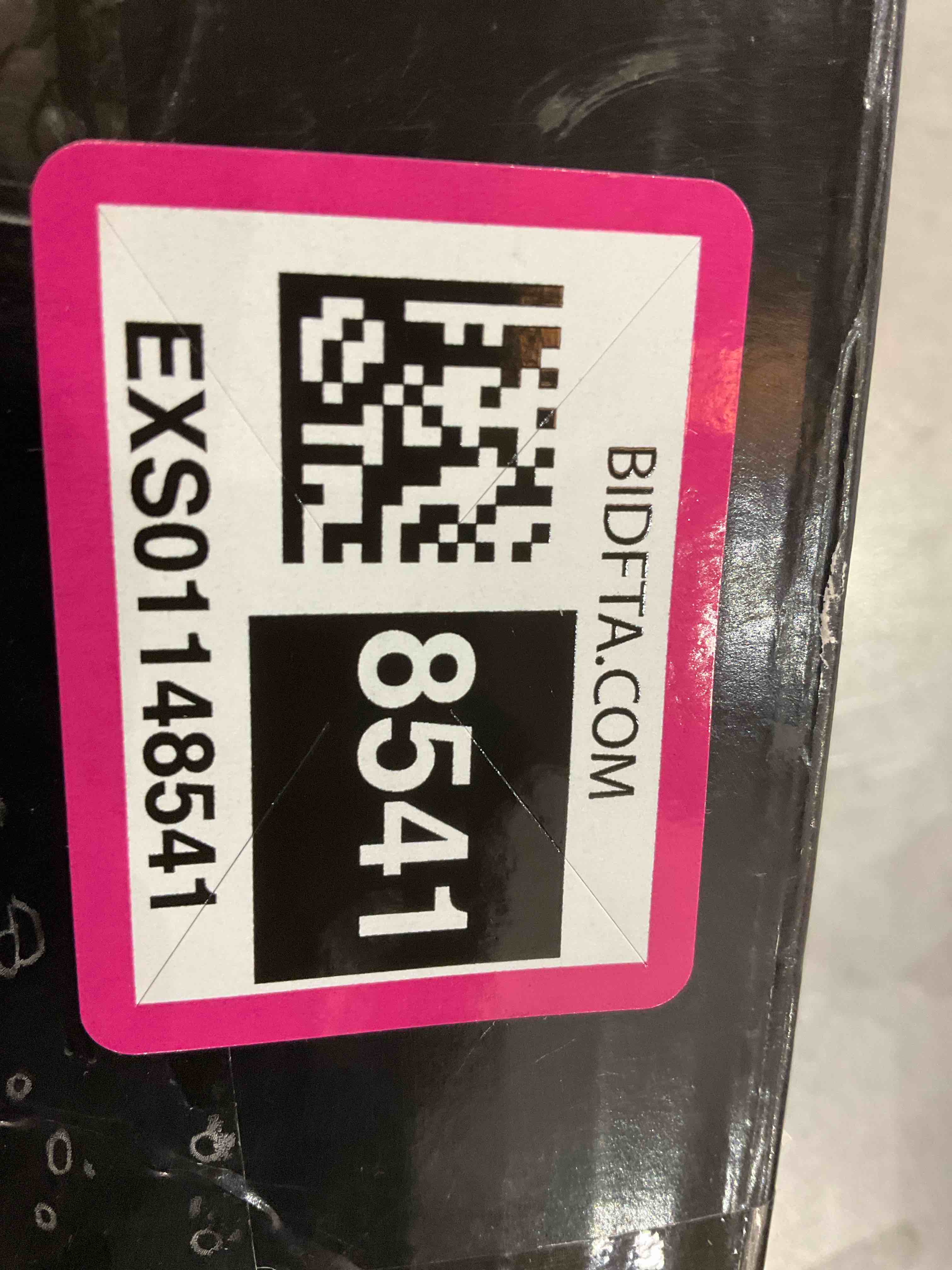 https://s3.amazonaws.com/lotting-images-prod/BargainHunt/EXS01148541_1708013022599.jpeg