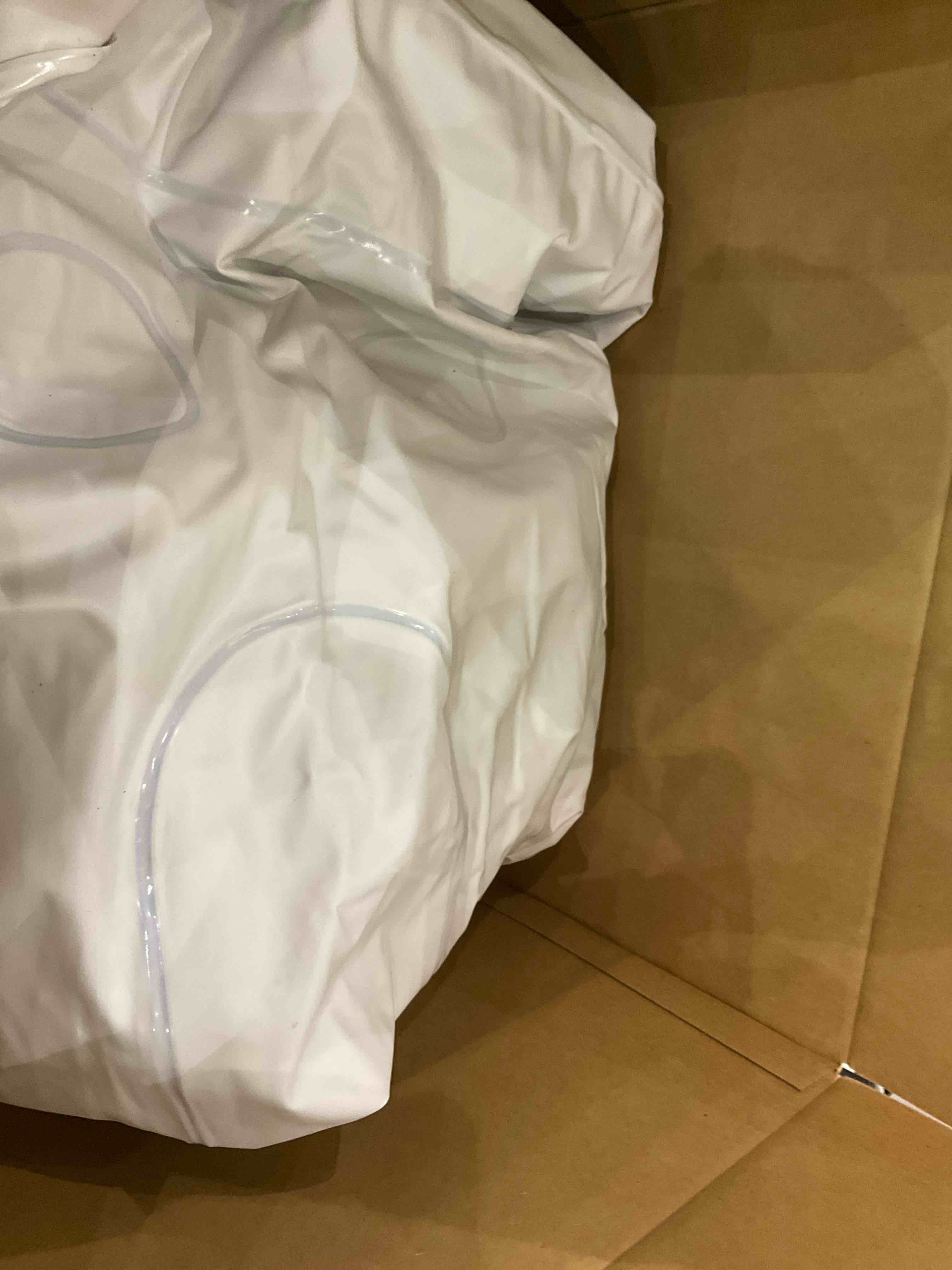https://s3.amazonaws.com/lotting-images-prod/BargainHunt/EXS01148572_1708090400905.jpeg