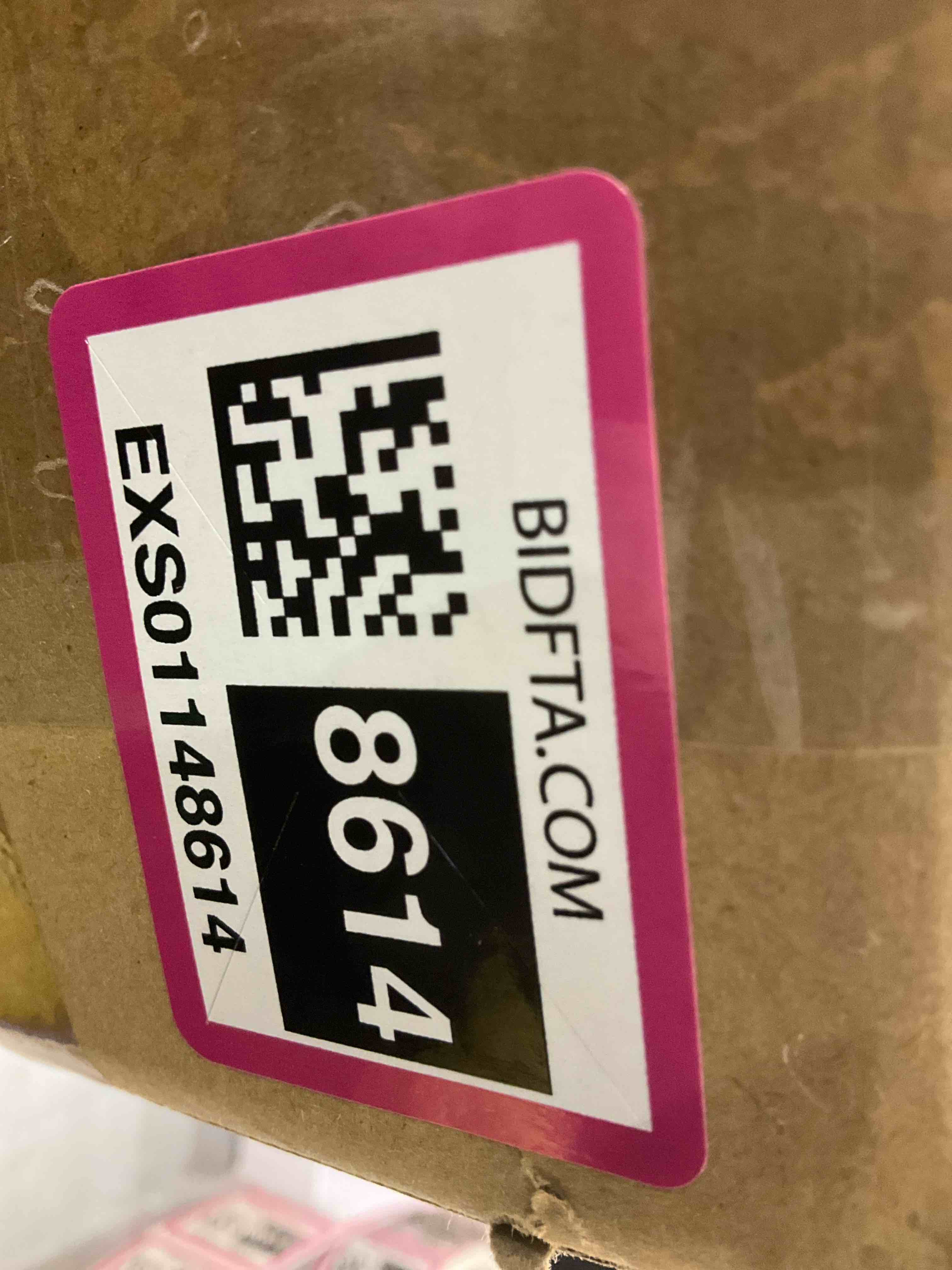 https://s3.amazonaws.com/lotting-images-prod/BargainHunt/EXS01148614_1708101597891.jpeg