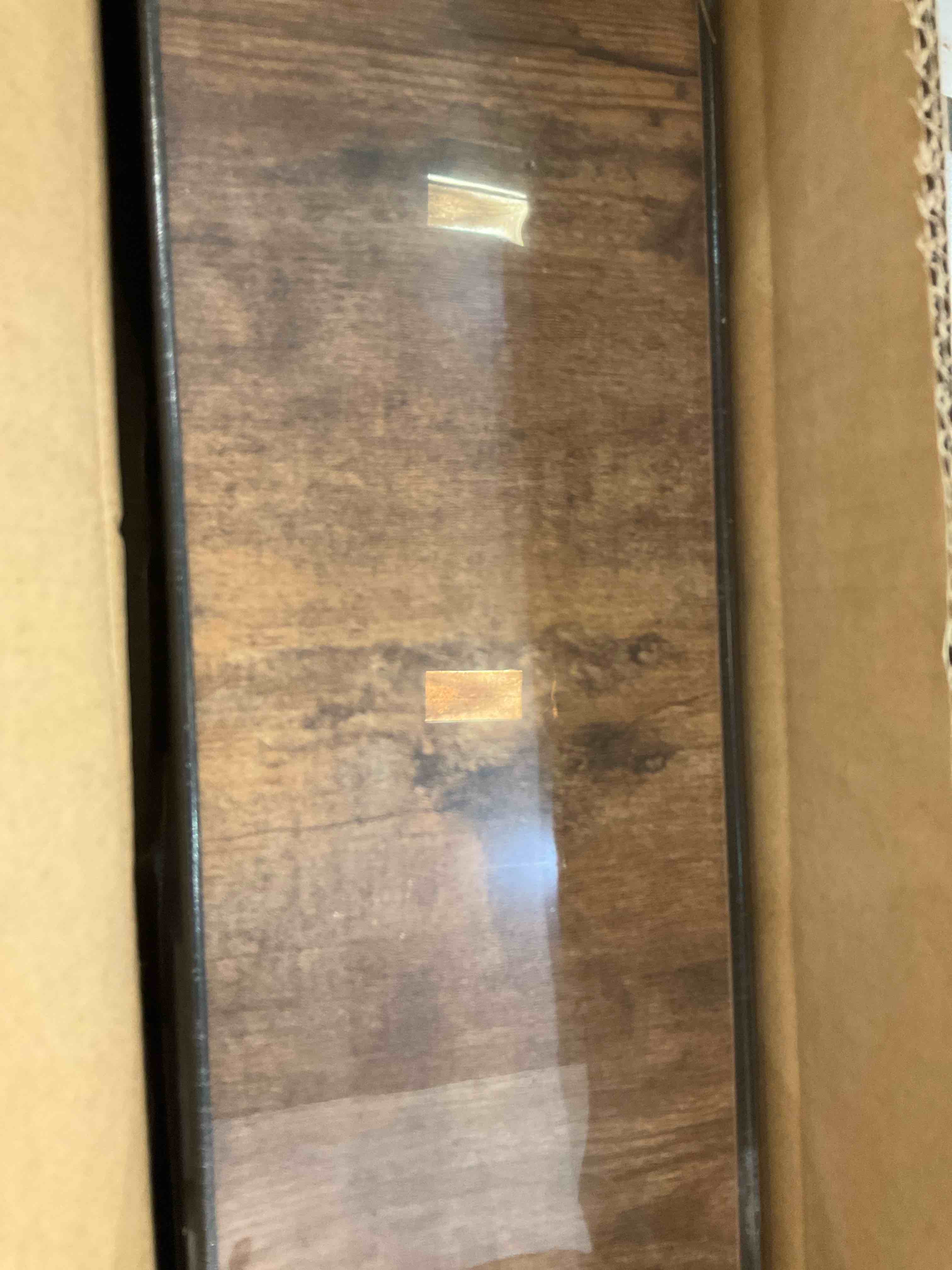 https://s3.amazonaws.com/lotting-images-prod/BargainHunt/EXS01148718_1708361194695.jpeg