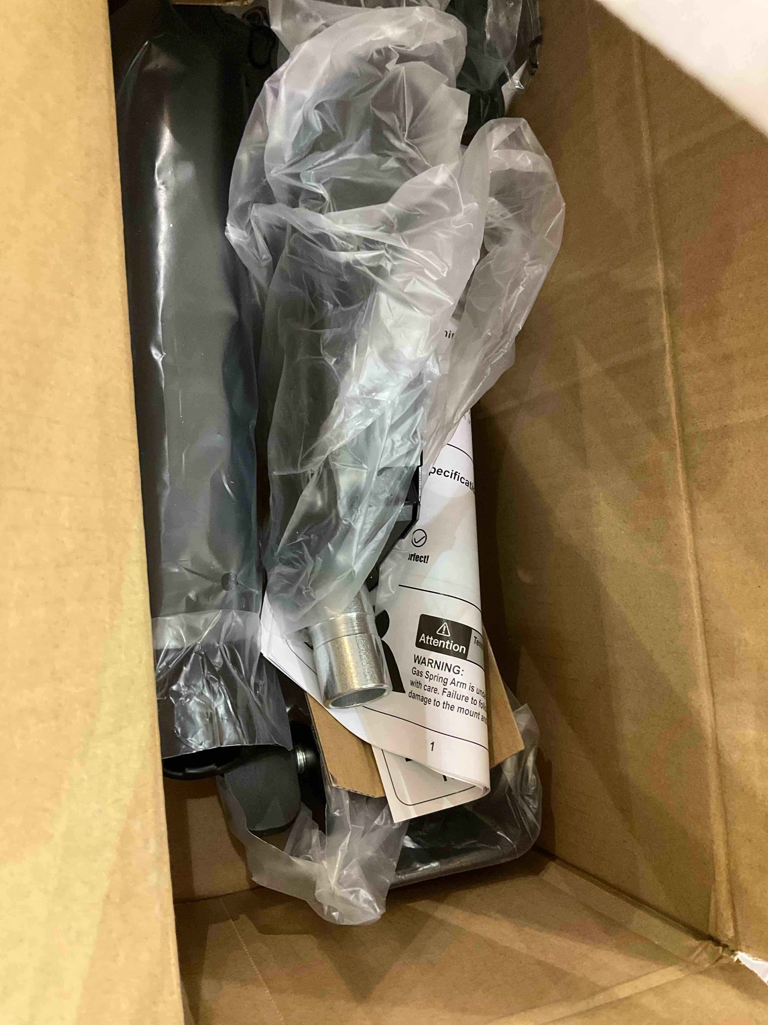 https://s3.amazonaws.com/lotting-images-prod/BargainHunt/EXS01148749_1708371761886.jpeg