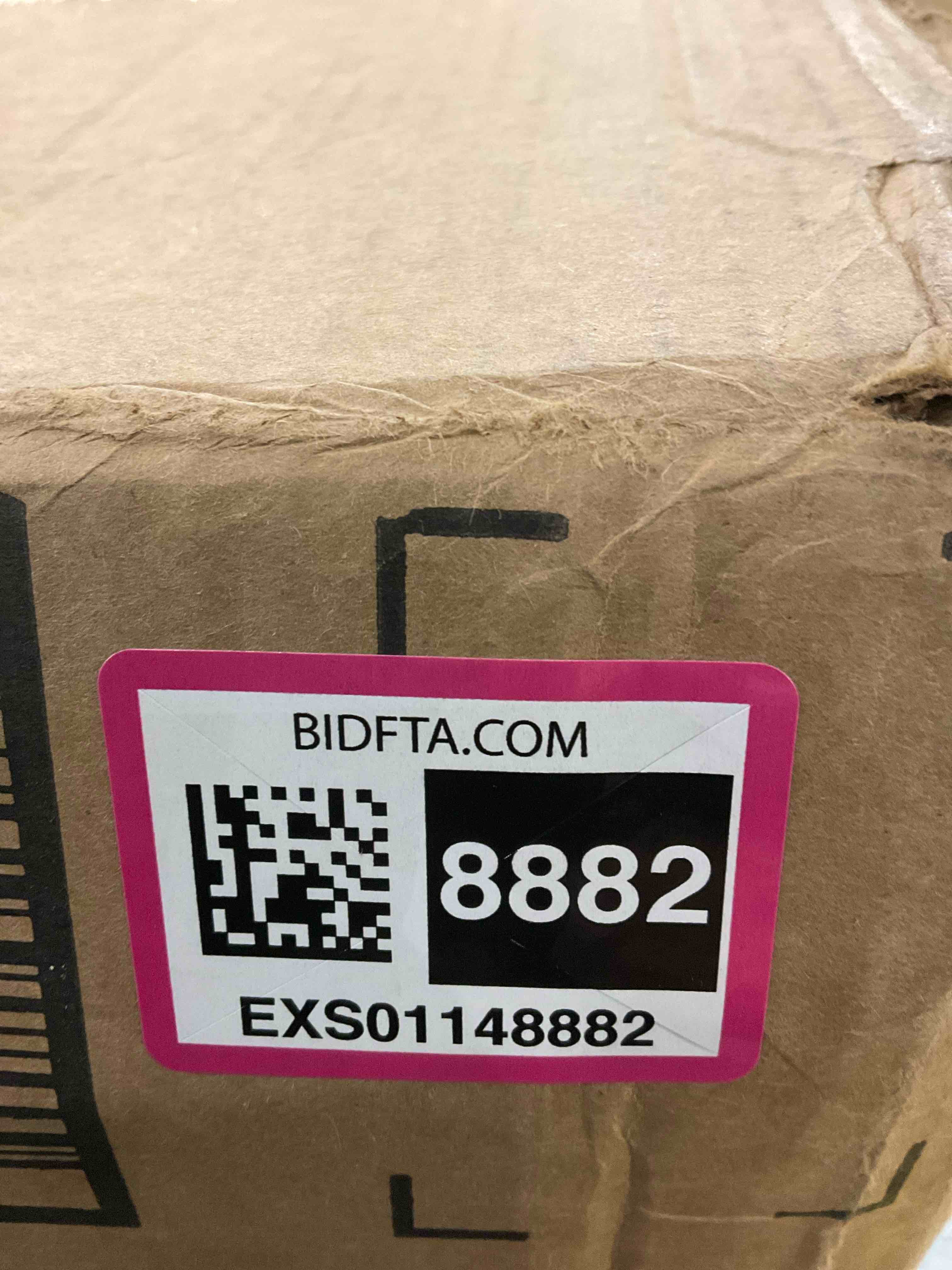 https://s3.amazonaws.com/lotting-images-prod/BargainHunt/EXS01148882_1708532858042.jpeg