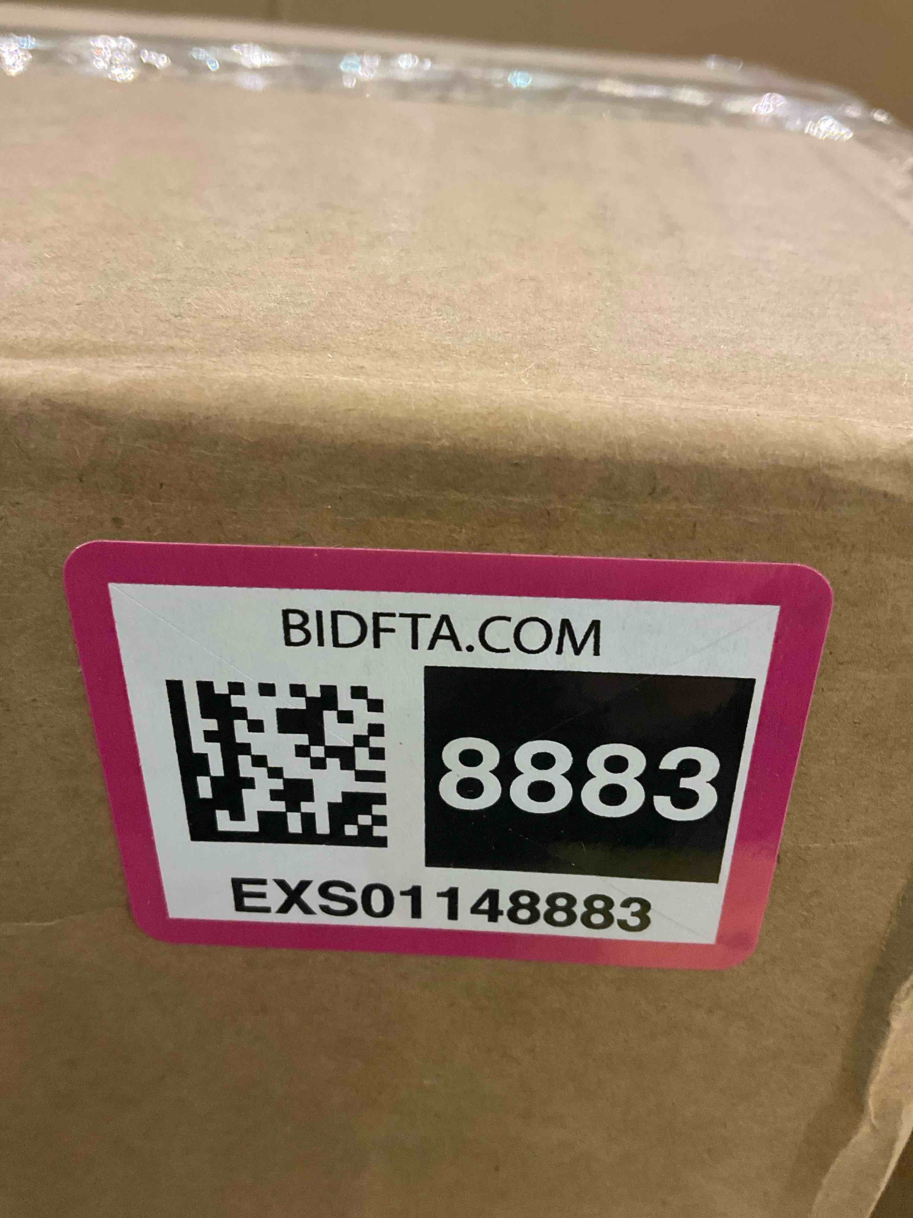 https://s3.amazonaws.com/lotting-images-prod/BargainHunt/EXS01148883_1708532943555.jpeg