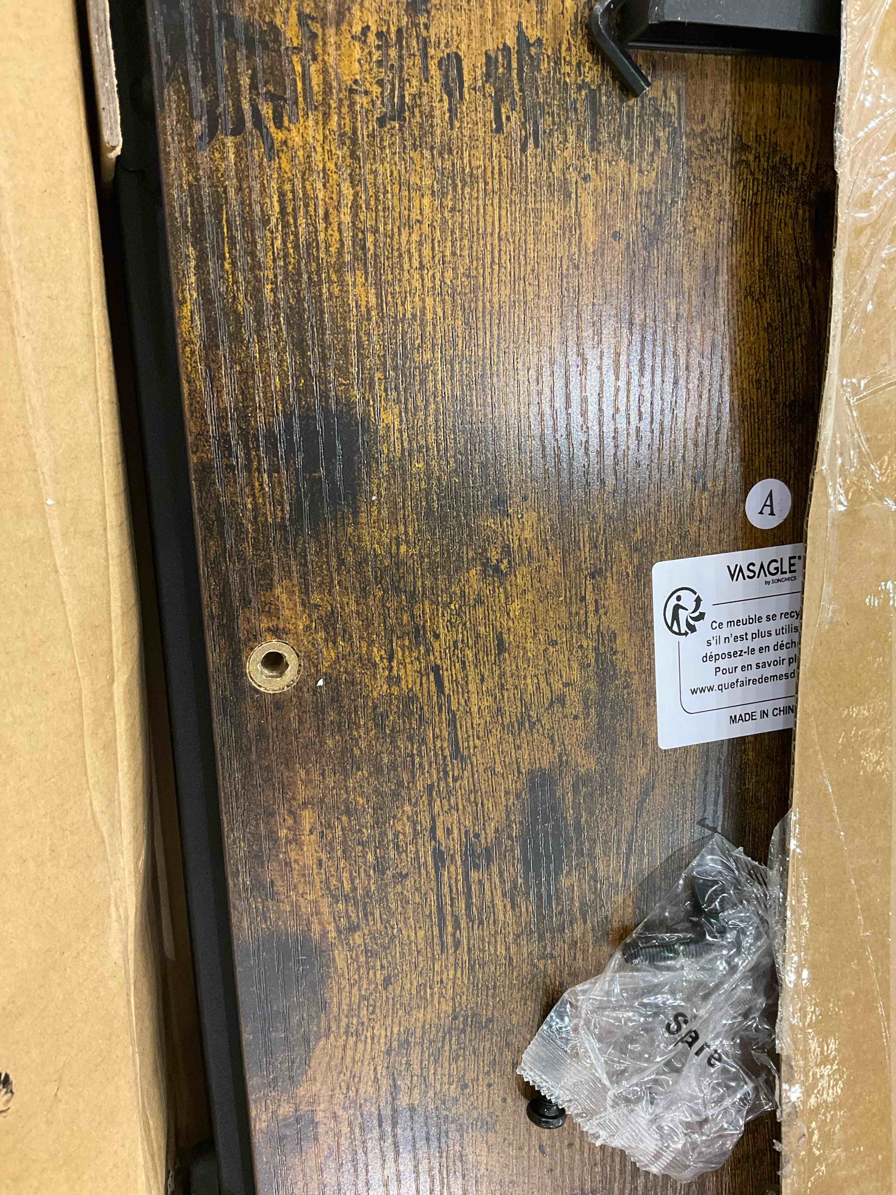 https://s3.amazonaws.com/lotting-images-prod/BargainHunt/EXS01148951_1708615383824.jpeg