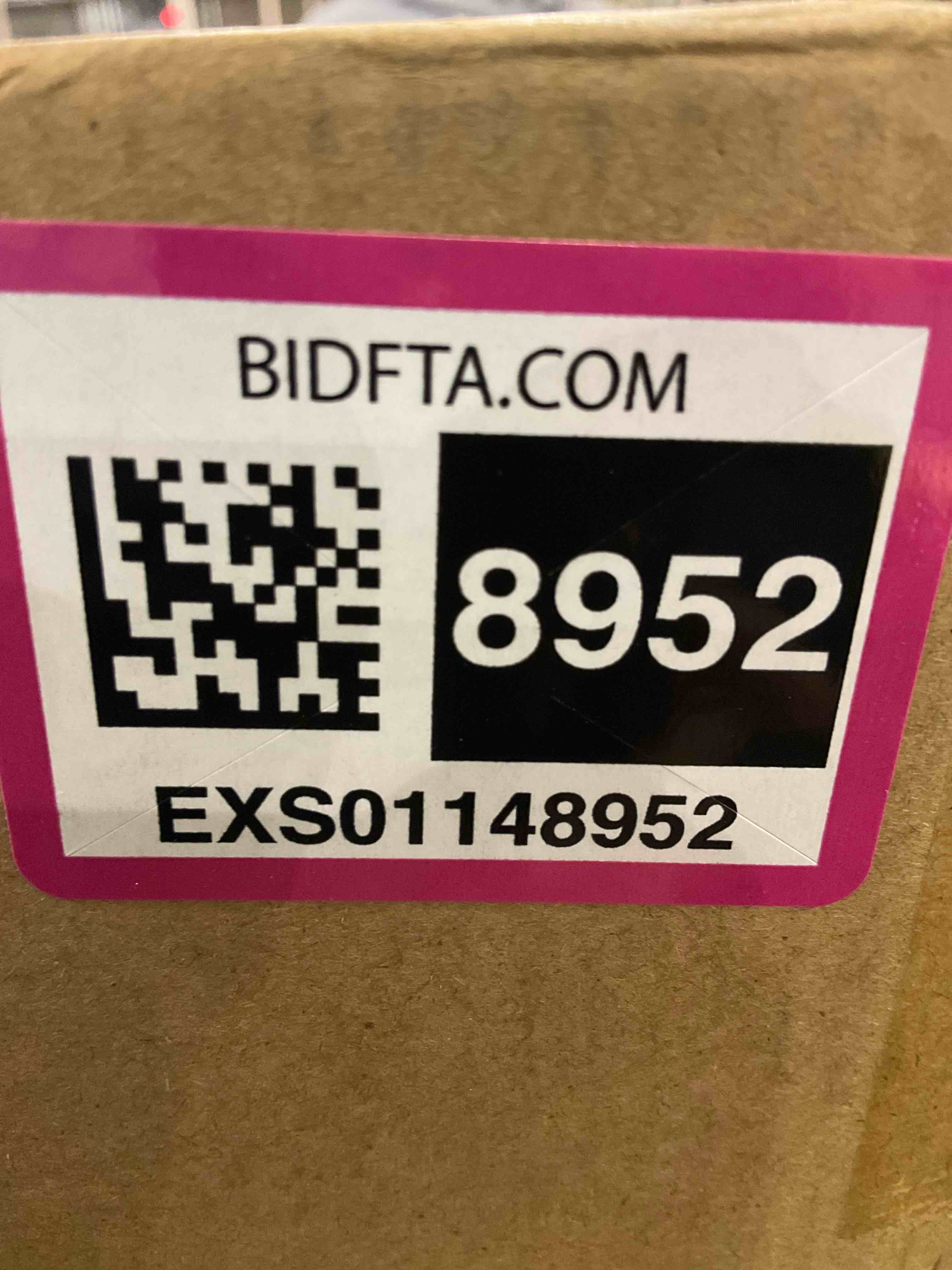 https://s3.amazonaws.com/lotting-images-prod/BargainHunt/EXS01148952_1708615548897.jpeg