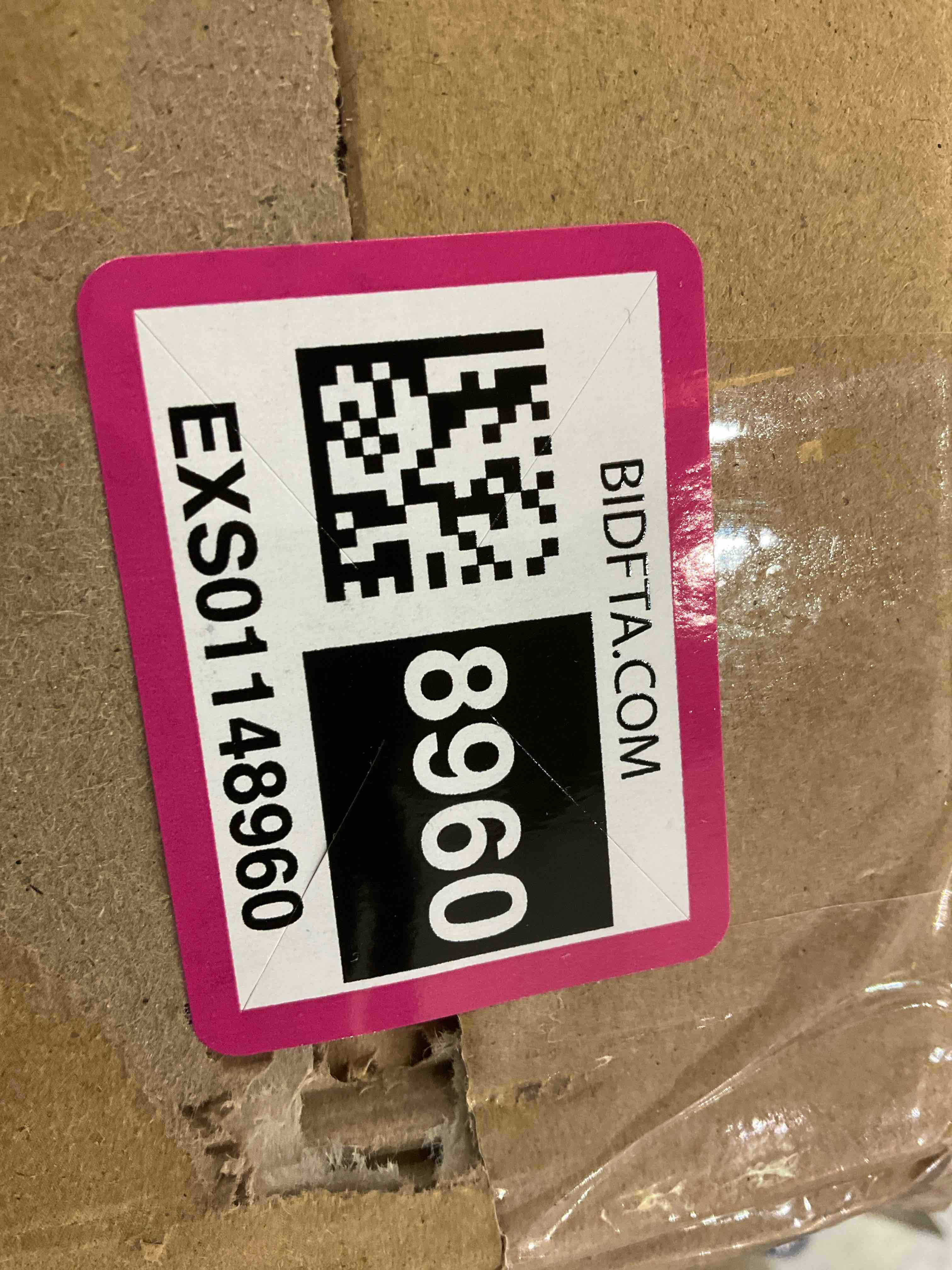 https://s3.amazonaws.com/lotting-images-prod/BargainHunt/EXS01148960_1708617229566.jpeg