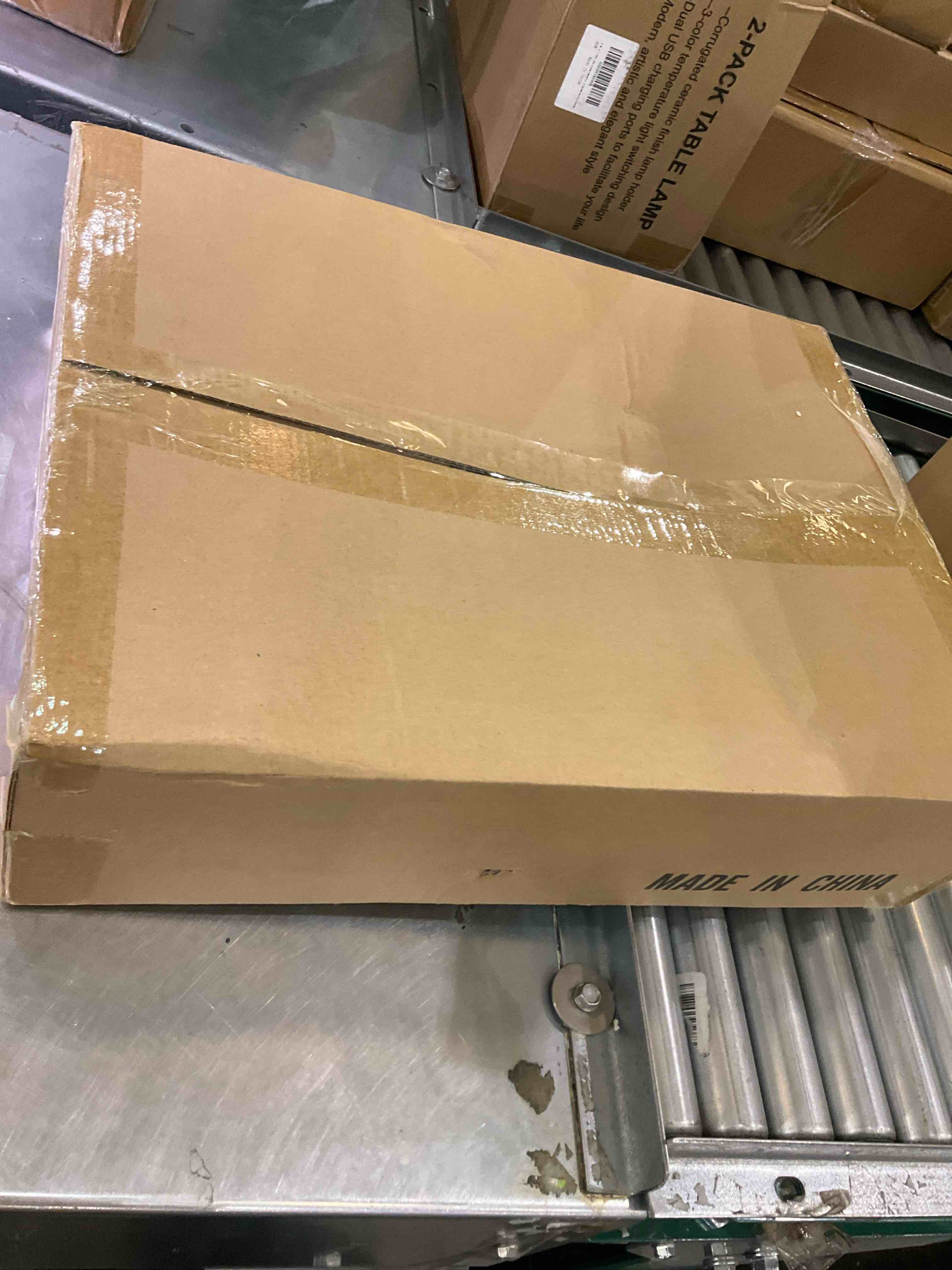 https://s3.amazonaws.com/lotting-images-prod/BargainHunt/EXS01149021_1708372216992.jpeg